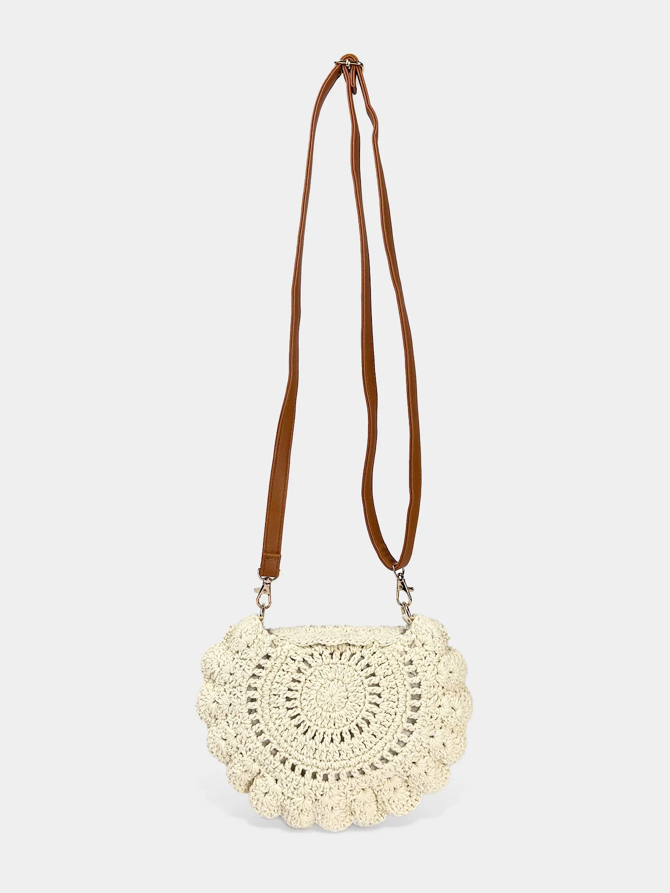 Fashion  Straw Small Round Bag Seaside Vacation Beach Shoulder Bag  Summer New Woven Crossbody Bag For Women display picture 2