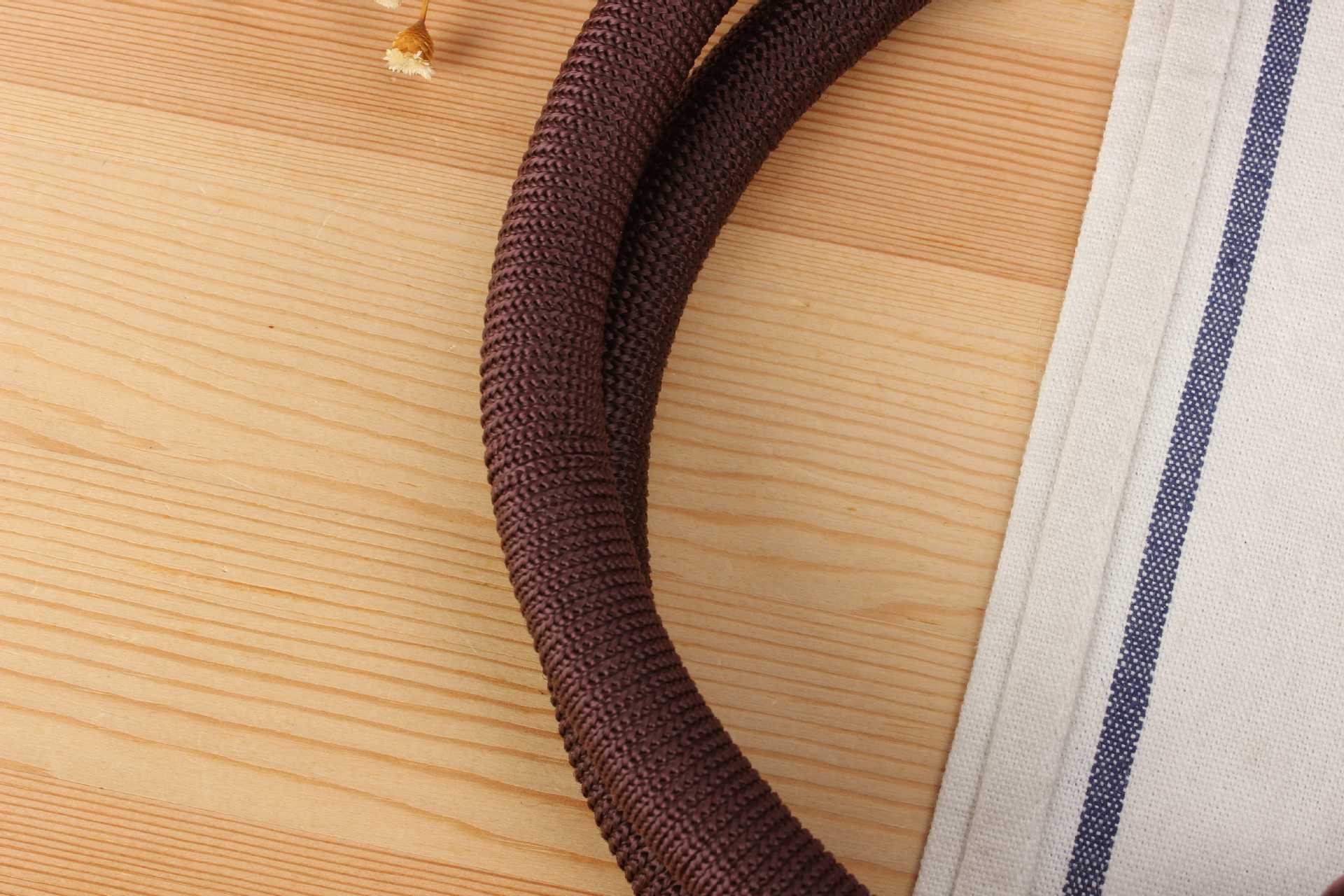New Straw Woven Bag All-match Casual Daily Travel Commuter Seaside Vacation Niche Women's Bag display picture 9