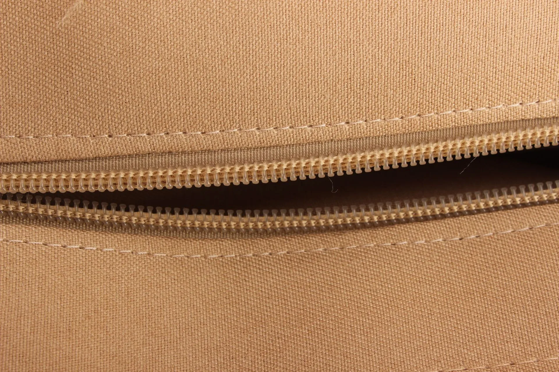 New Straw Woven Bag All-match Casual Daily Travel Commuter Seaside Vacation Niche Women's Bag display picture 11