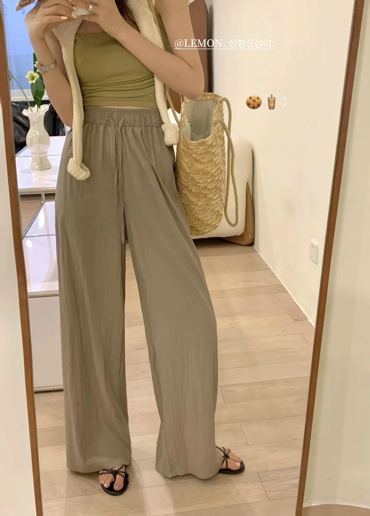 Ice Silk Yamamoto Pants Women's Summer Thin High Waist Slimming Wide Leg Pants Loose Straight Lazy Style Casual Pants display picture 9
