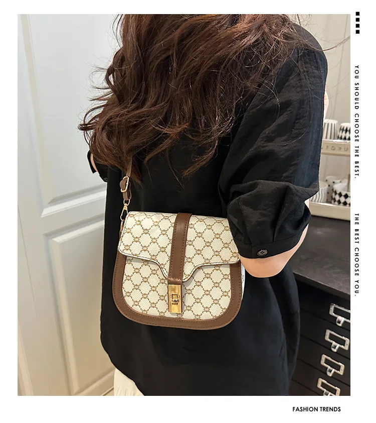 Retro Lock  Summer New One-Shoulder Cross-Body Saddle Bag Large Capacity Printed Fashion Simple Ins Casual display picture 1