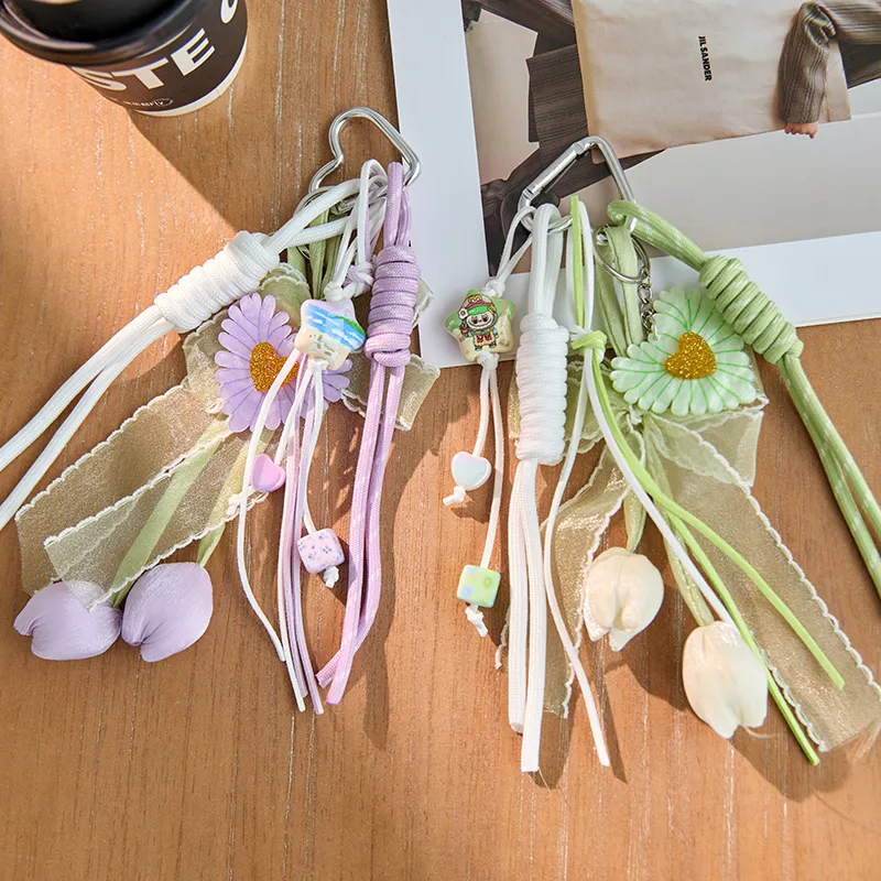 Dopamine Flower Miu Series Bag Charm Girly Heart Colorful Woven Rope Bag Pendant Creative Car Keychain Versatile display picture 7