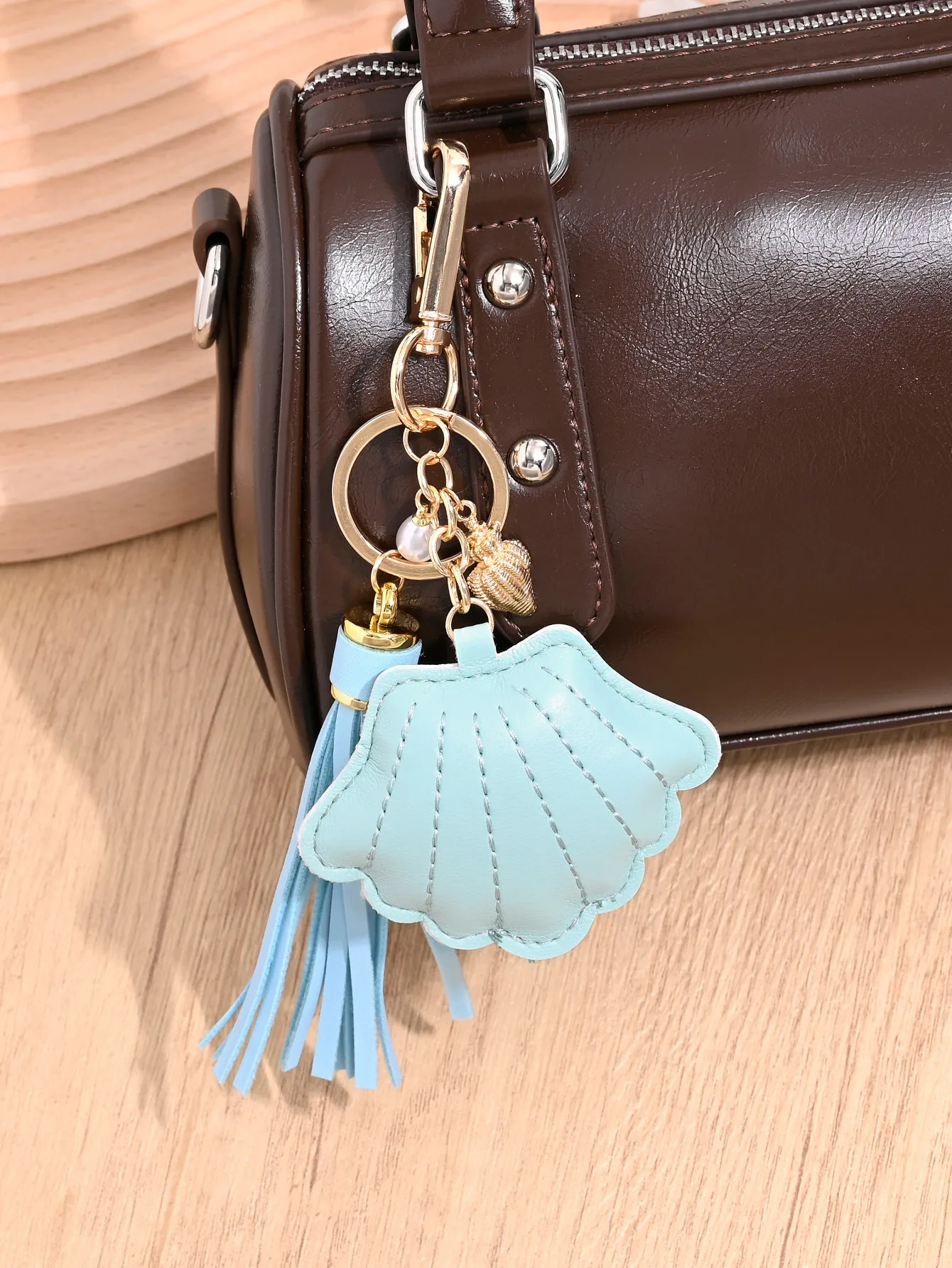 Shell Conch Pearl Tassel Keychain Europe And The United States  New Ocean Wind Bag Car Key Pendant Wholesale display picture 2