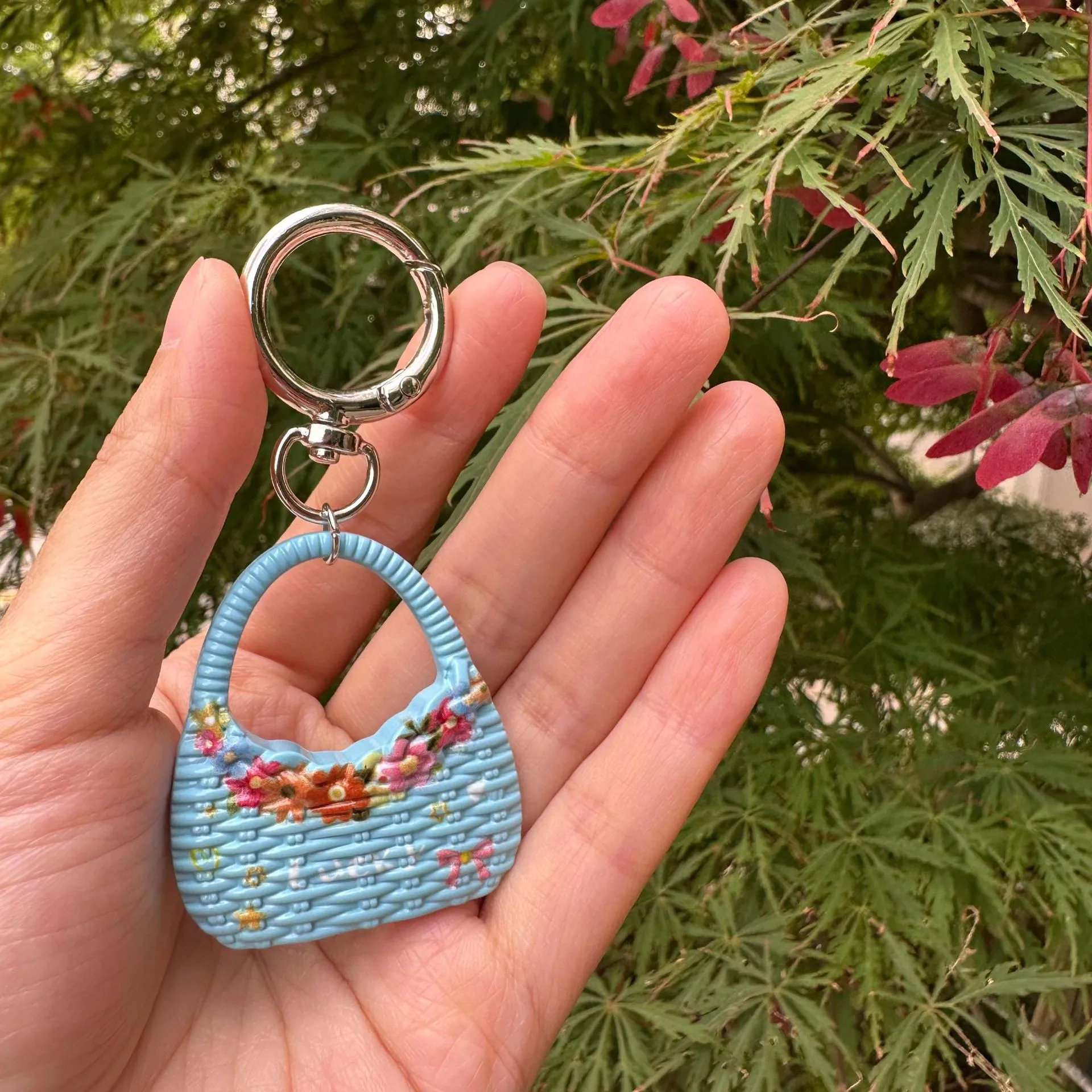 Trendy New Alloy Woven Small Floral Multi-Color Bag Pendant Mobile Phone Chain Keychain Car Pendant Accessories display picture 7