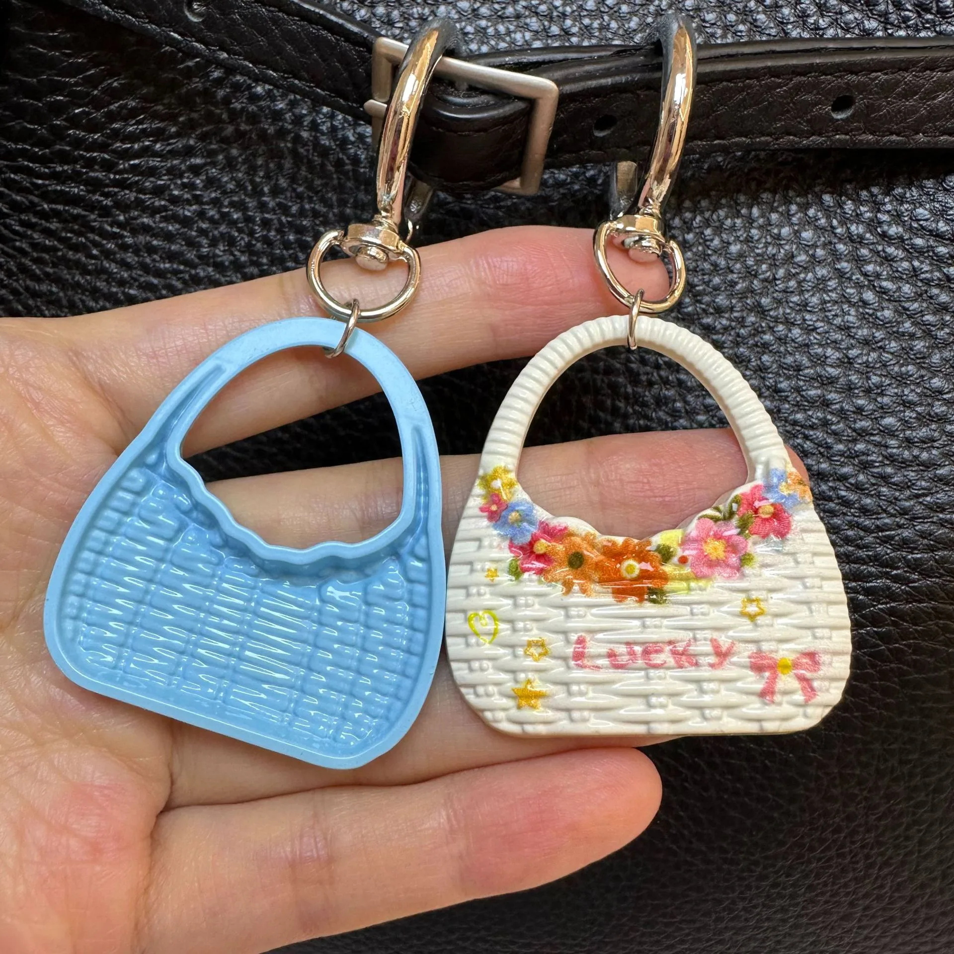 Trendy New Alloy Woven Small Floral Multi-Color Bag Pendant Mobile Phone Chain Keychain Car Pendant Accessories display picture 5
