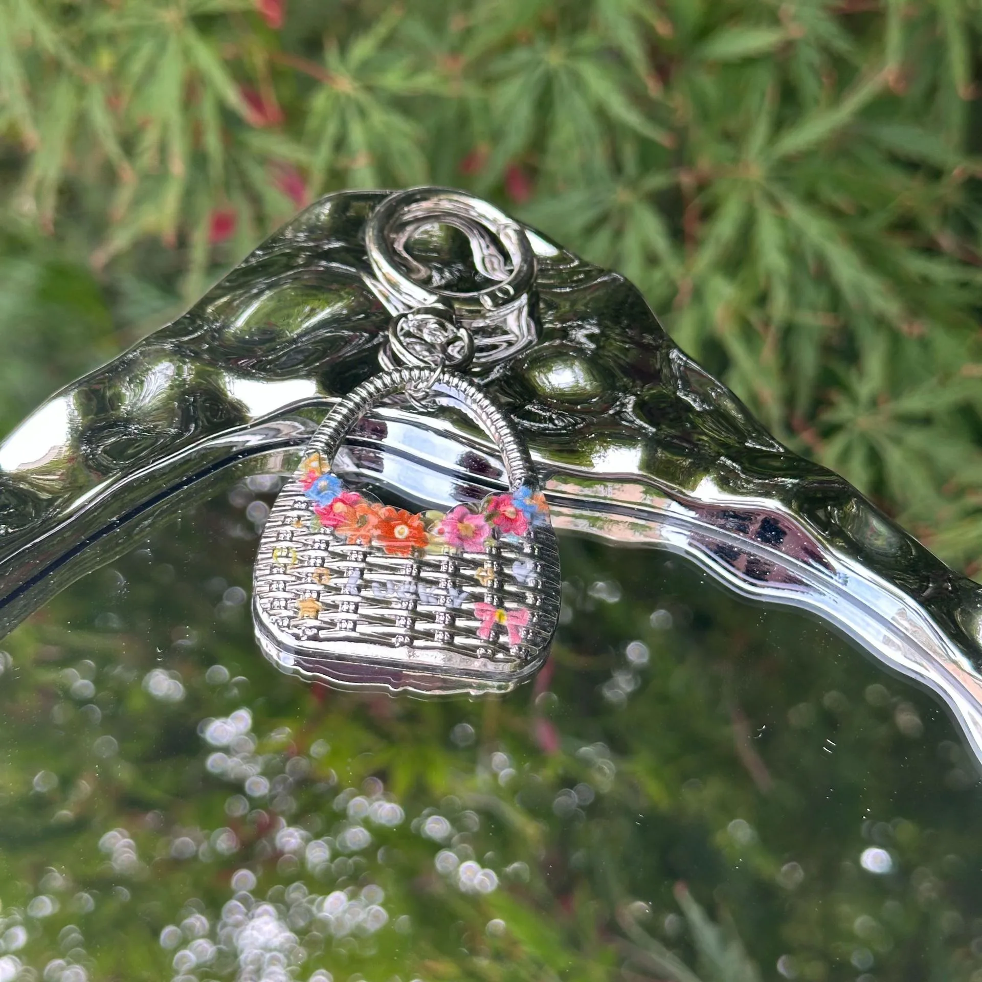 Trendy New Alloy Woven Small Floral Multi-Color Bag Pendant Mobile Phone Chain Keychain Car Pendant Accessories display picture 15