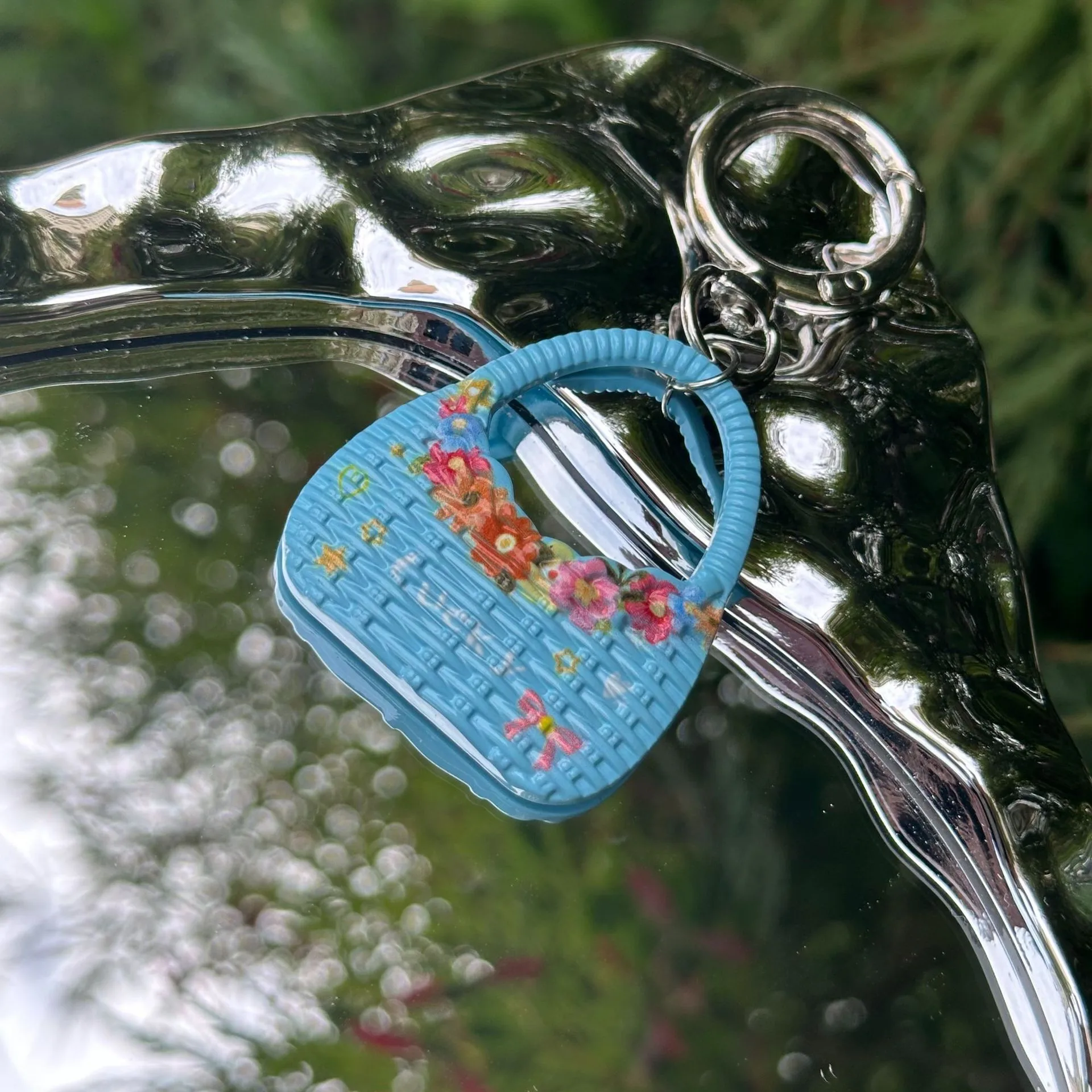Trendy New Alloy Woven Small Floral Multi-Color Bag Pendant Mobile Phone Chain Keychain Car Pendant Accessories display picture 17