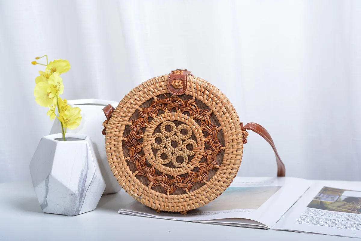 Factory Direct Sale Of Rattan Ins Handmade Rattan Hollow Five-pointed Star 18 * 8PU Leather Buckle Bag display picture 5