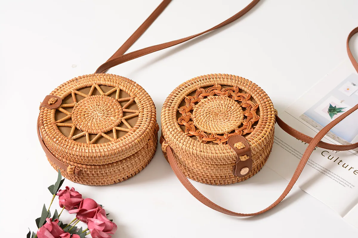 Factory Direct Sale Of Rattan Ins Handmade Rattan Hollow Five-pointed Star 18 * 8PU Leather Buckle Bag display picture 7