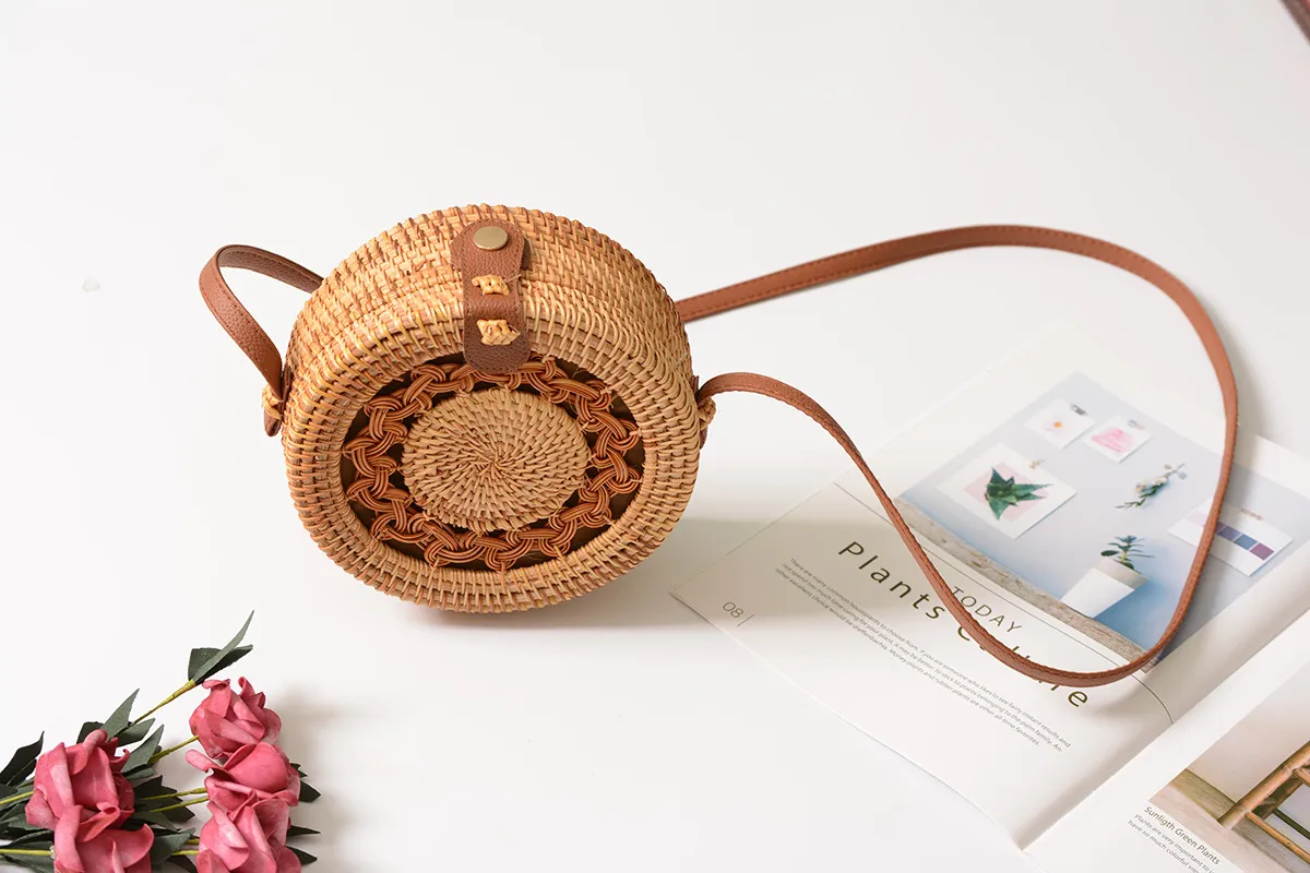Factory Direct Sale Of Rattan Ins Handmade Rattan Hollow Five-pointed Star 18 * 8PU Leather Buckle Bag display picture 8