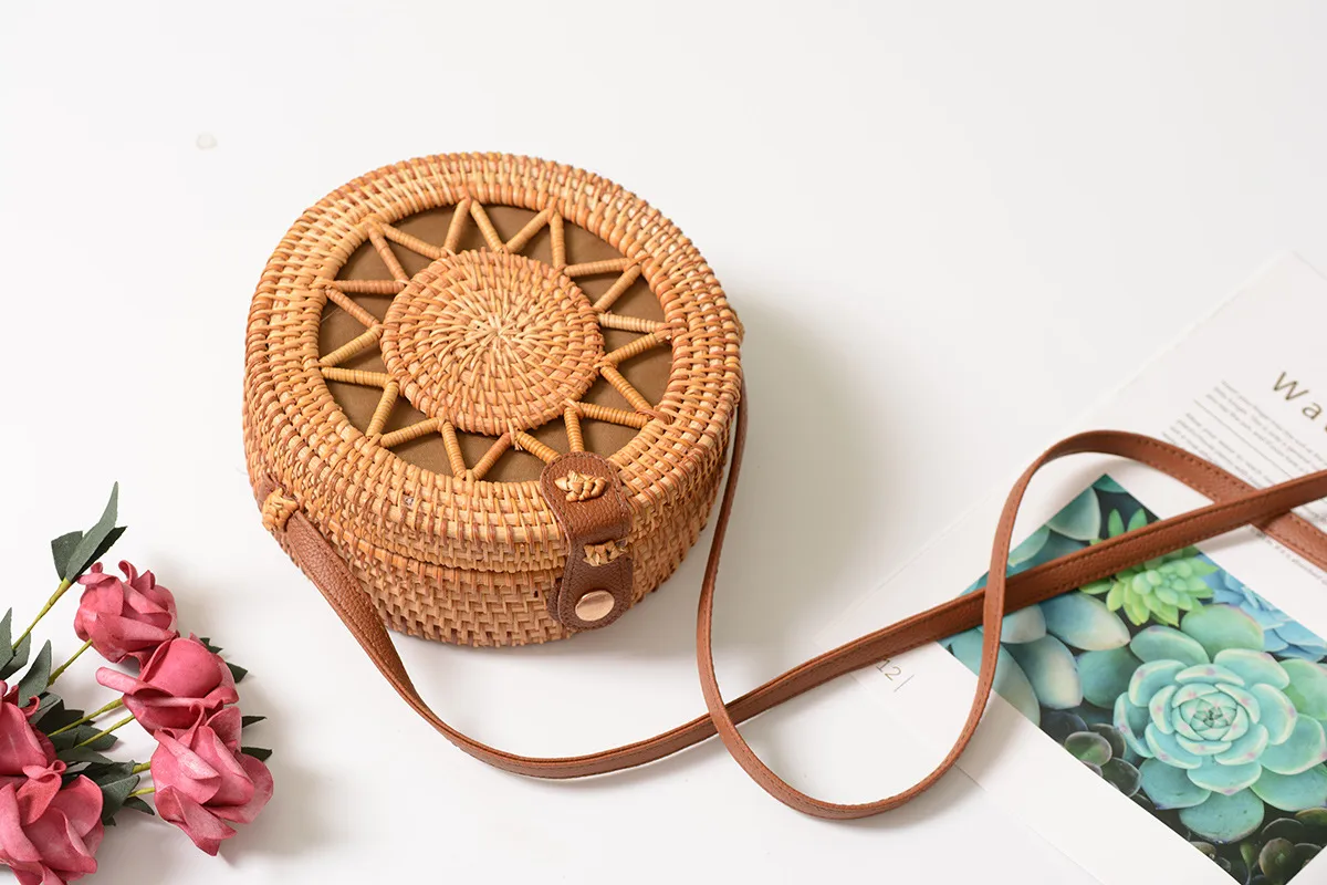 Factory Direct Sale Of Rattan Ins Handmade Rattan Hollow Five-pointed Star 18 * 8PU Leather Buckle Bag display picture 11