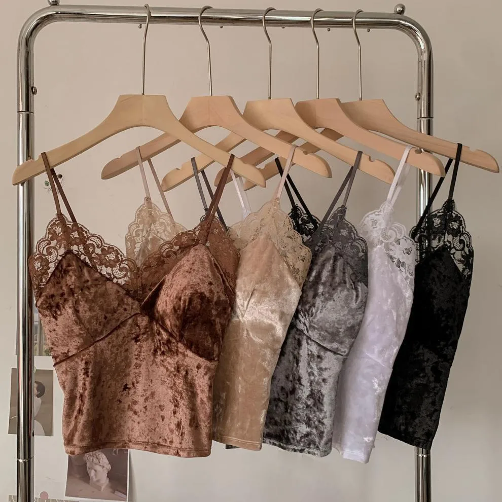 8866# Pure Desire Lace Gold Velvet Stitching Sling Strap Joker Comfortable Covering Comfortable Breast Autumn And Winter Beautiful Back Jacket Bra display picture 1