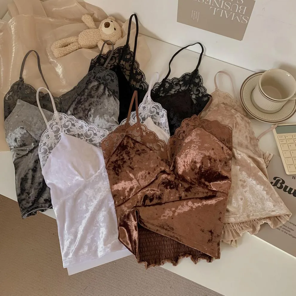 8866# Pure Desire Lace Gold Velvet Stitching Sling Strap Joker Comfortable Covering Comfortable Breast Autumn And Winter Beautiful Back Jacket Bra display picture 4