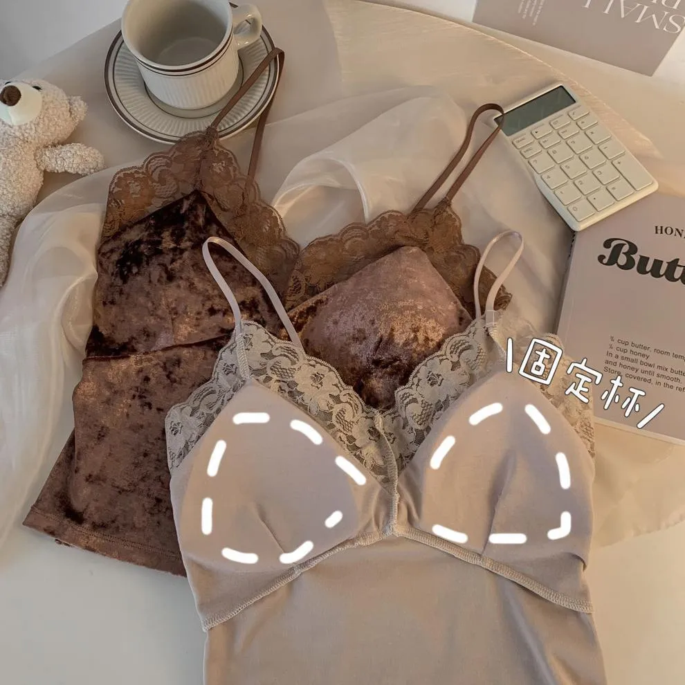 8866# Pure Desire Lace Gold Velvet Stitching Sling Strap Joker Comfortable Covering Comfortable Breast Autumn And Winter Beautiful Back Jacket Bra display picture 5
