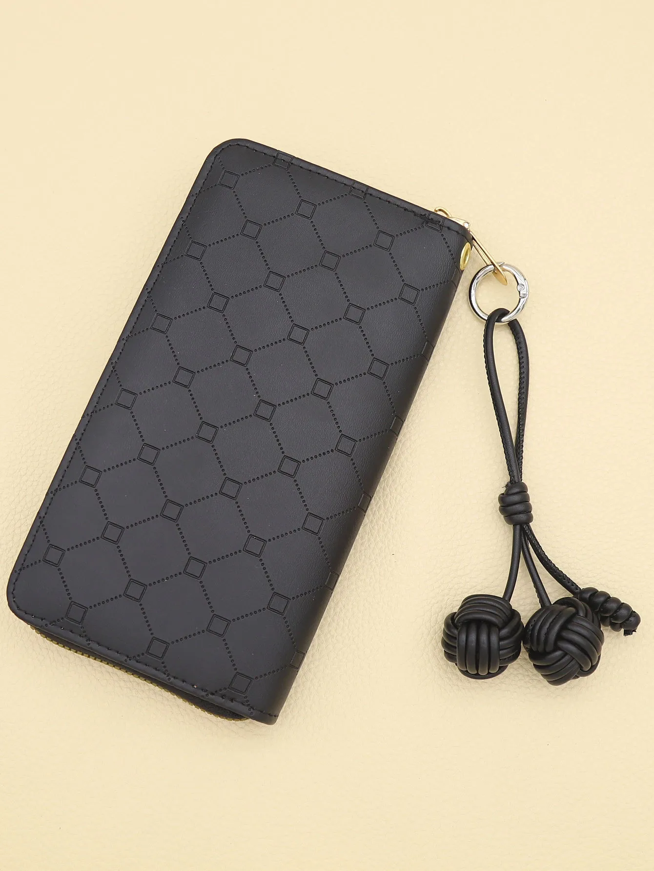 Handmade DIY Contrast Color Miu Series Woven Cherry Pu Leather Double Spherical Bag Hanging Hanging Piece Pendant Key Chain Accessories display picture 7