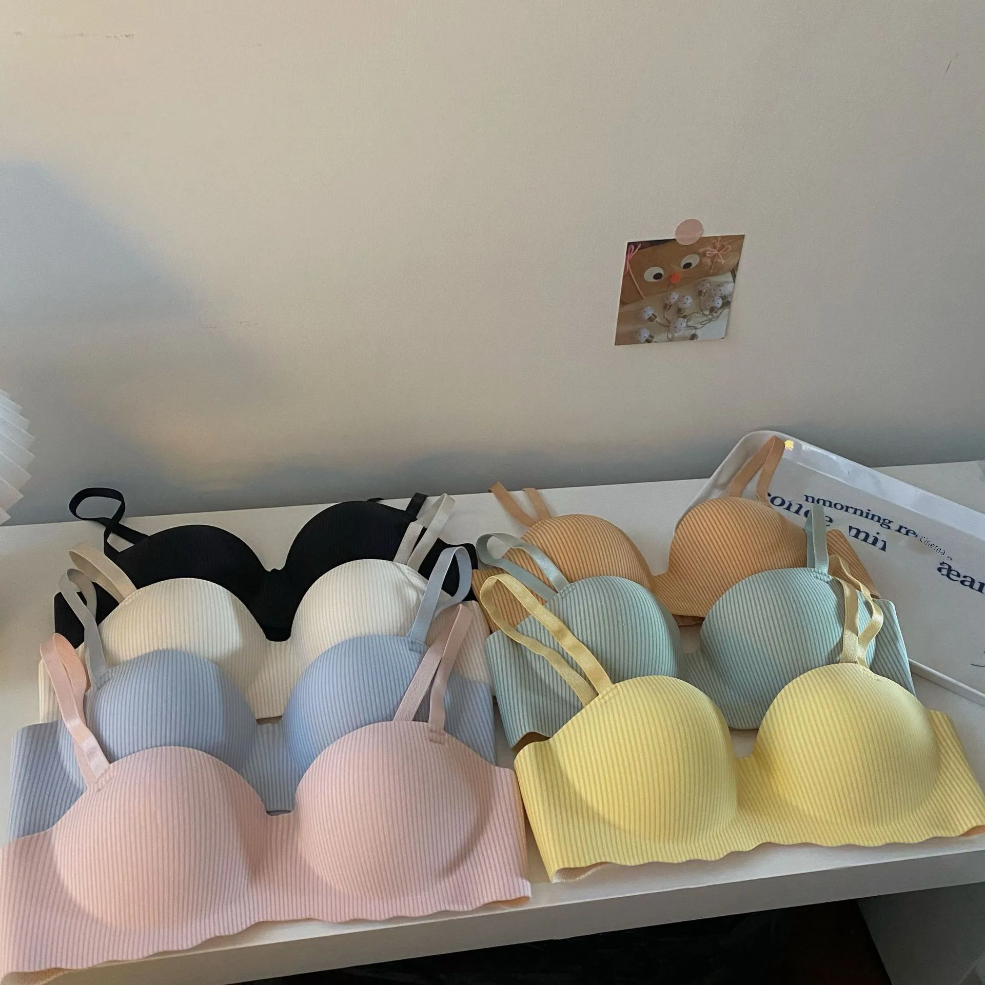 New And New Style Foreign Trade Thin Cocktail Underwear Women's Small Chest Gathered Striped Half Cup Non-Steel Rings Breast Bra display picture 2