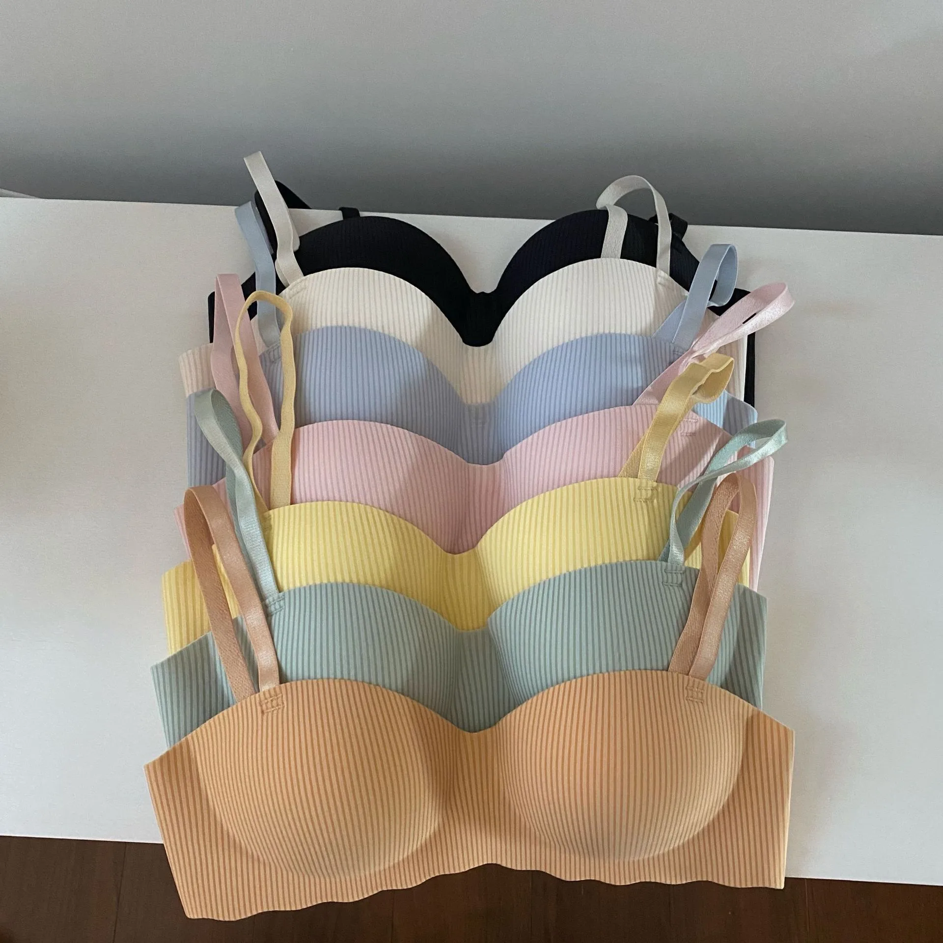 New And New Style Foreign Trade Thin Cocktail Underwear Women's Small Chest Gathered Striped Half Cup Non-Steel Rings Breast Bra display picture 6