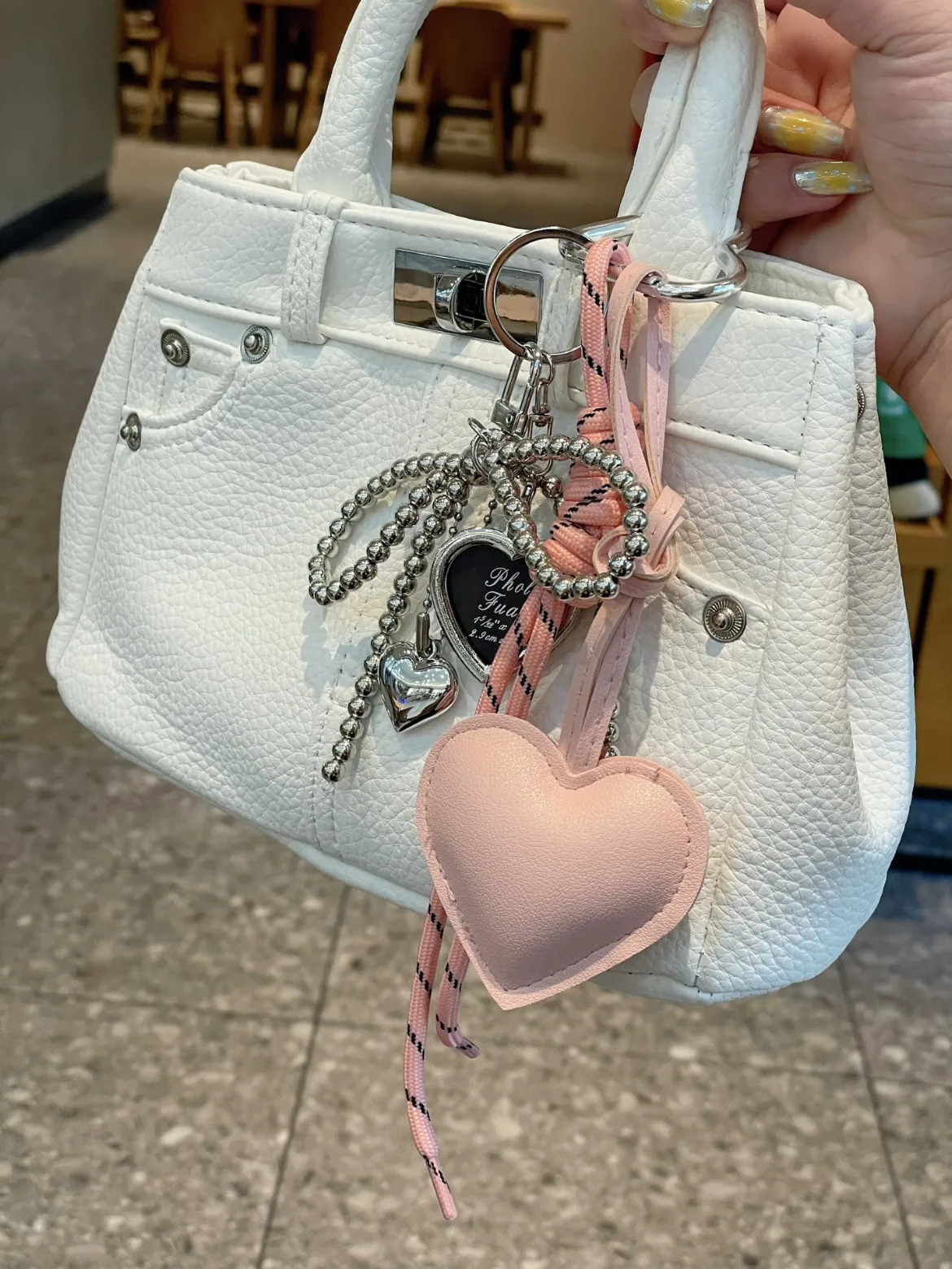 Original Leather Key Chain Cute Miu Girl Bag Pendant Pendant Love Pendant Girlfriends Birthday Gift display picture 3