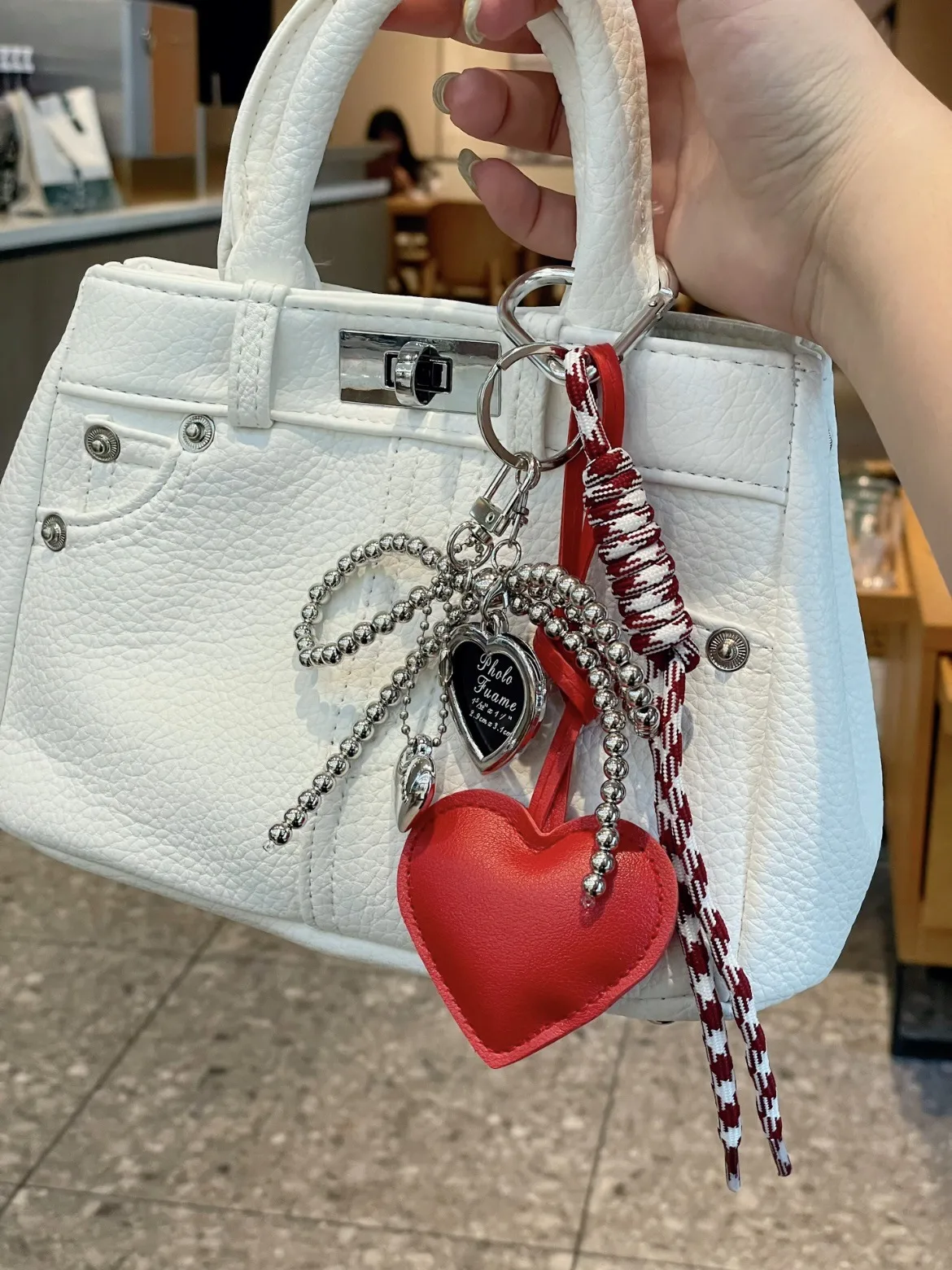 Original Leather Key Chain Cute Miu Girl Bag Pendant Pendant Love Pendant Girlfriends Birthday Gift display picture 4
