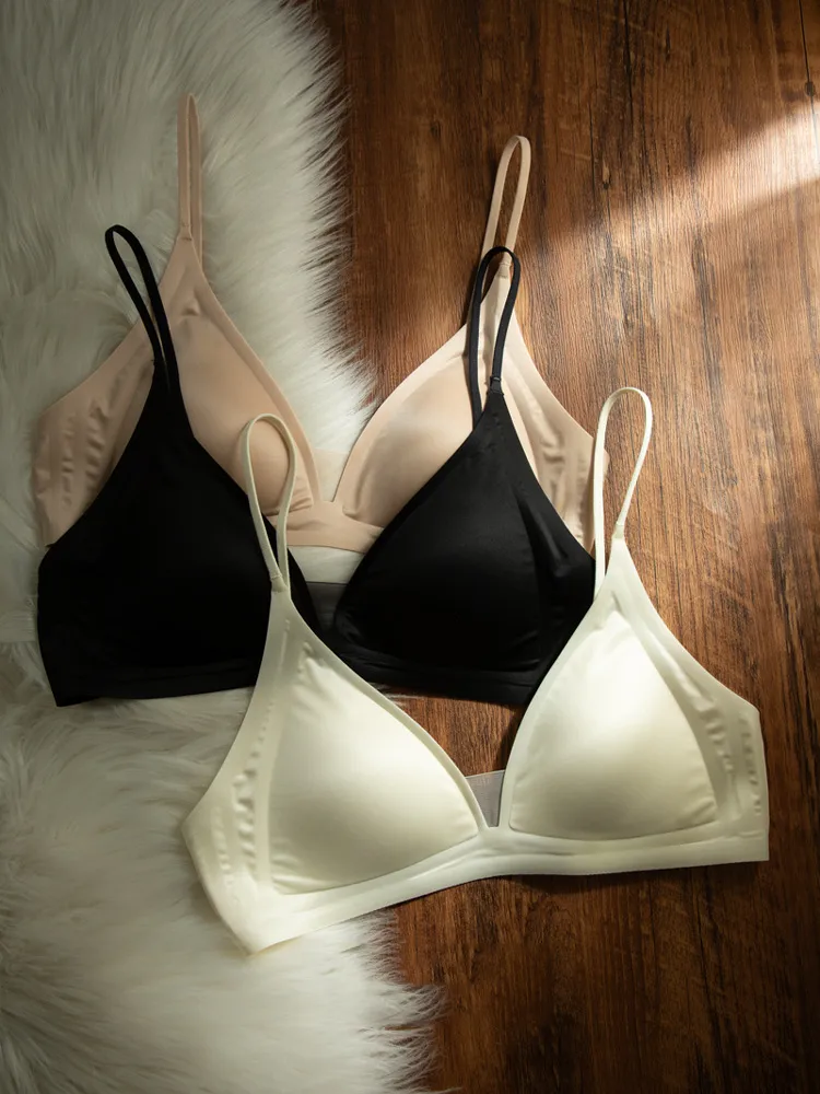 CynL Milk Satin French Style Deep V-neck Underwear Women's Summer Thin Shoulder Strap Non-marking Triangle Cup Small Chest Non-rimless Thin Bra display picture 1