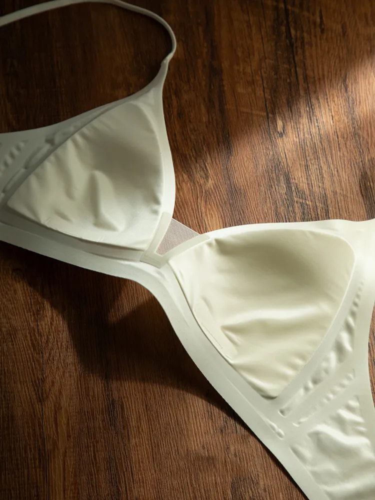 CynL Milk Satin French Style Deep V-neck Underwear Women's Summer Thin Shoulder Strap Non-marking Triangle Cup Small Chest Non-rimless Thin Bra display picture 7