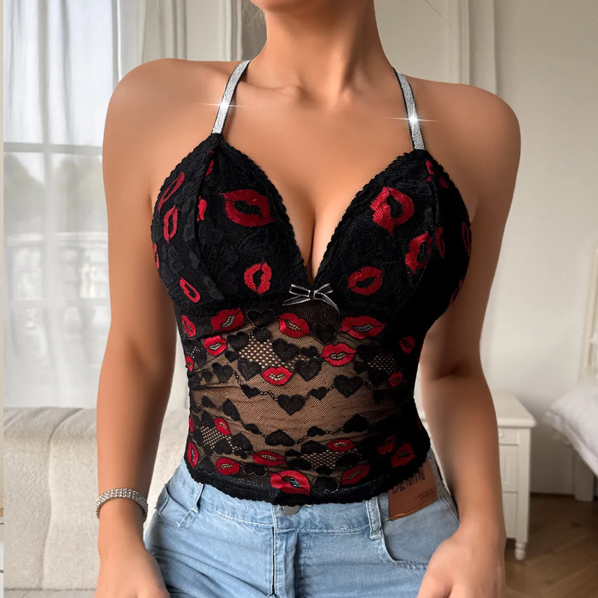 French Style Lace Back Sling Underwear Women's Spring And Summer Thin Deep V Lip Print Inner Base Medium And Long Underwear display picture 4