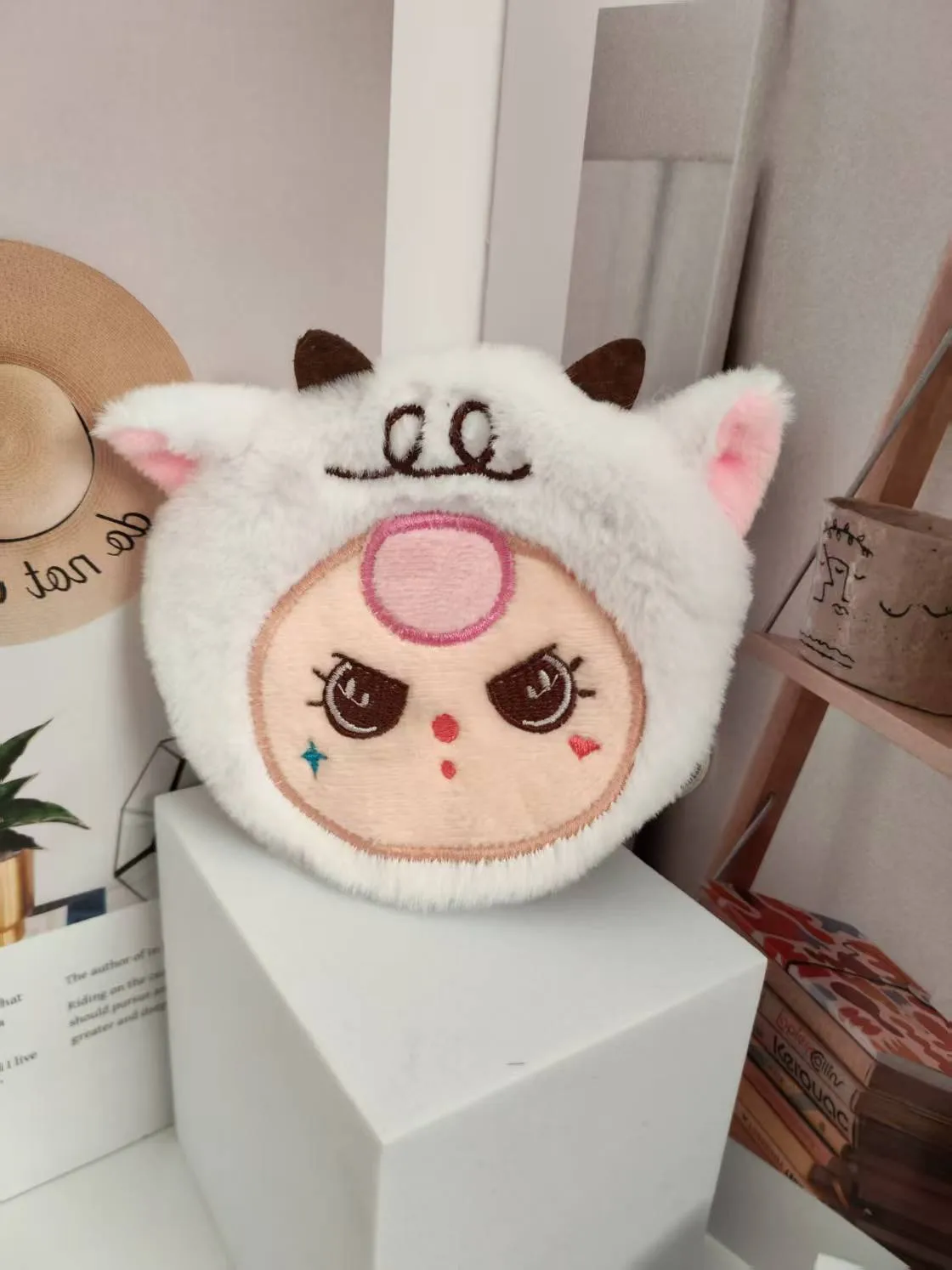 New Baby Three-Year-Old Cute Cartoon Plush Coin Purse Children's Toy Bag display picture 12