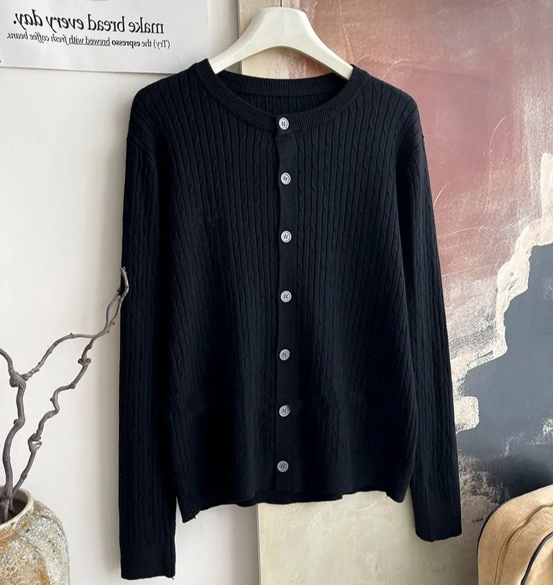 Core-spun Yarn Embroidered Twist Soft Waxy Knitted Cardigan Top Women's  Autumn And Winter New Casual All-match Coat Top display picture 1