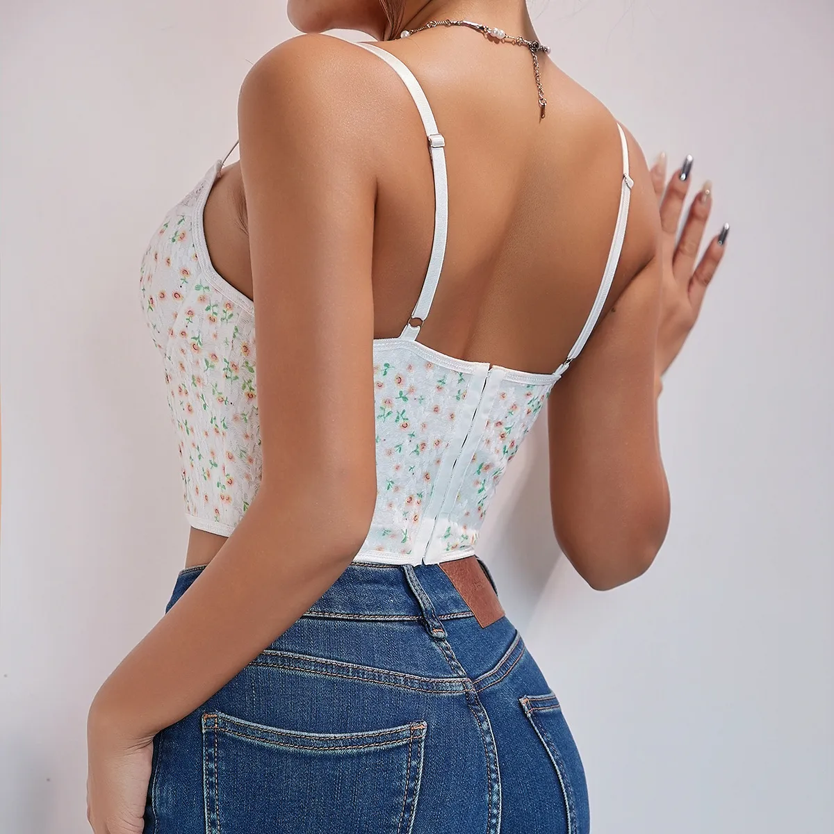 INS New Small Floral Fresh Sweet Lace Steel Ring Fishbone Buckle Small Sling A1380 display picture 6
