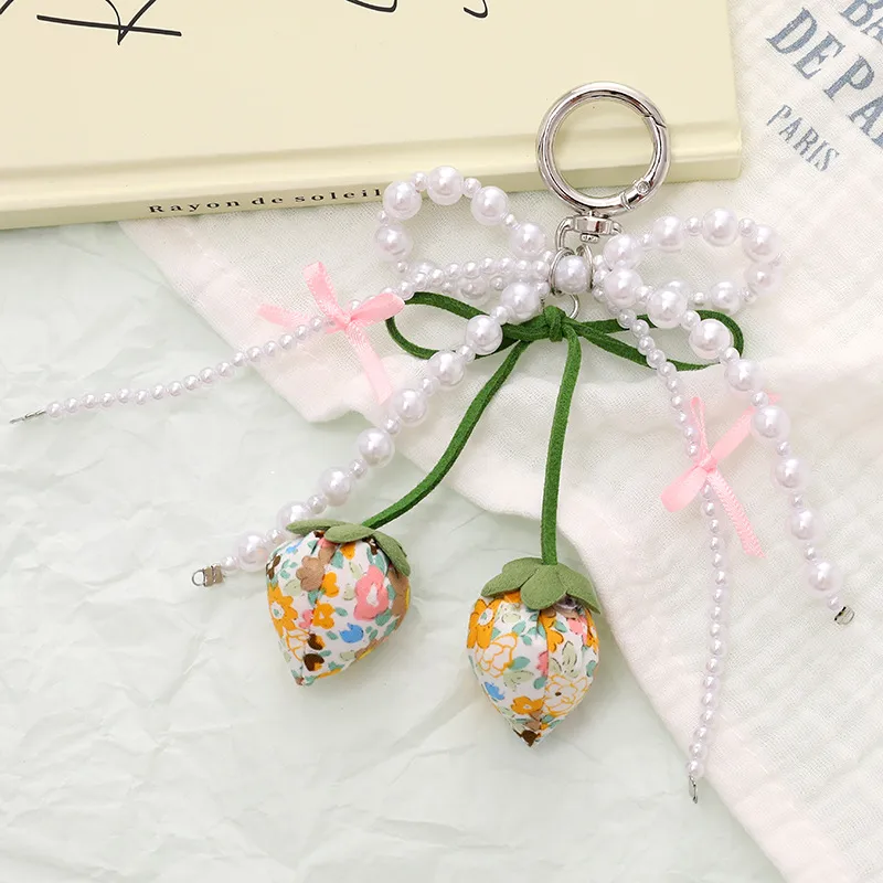 1 Piece Elegant Lady Sweet Strawberry Bow Knot Beaded Beaded Bag Pendant Keychain display picture 6