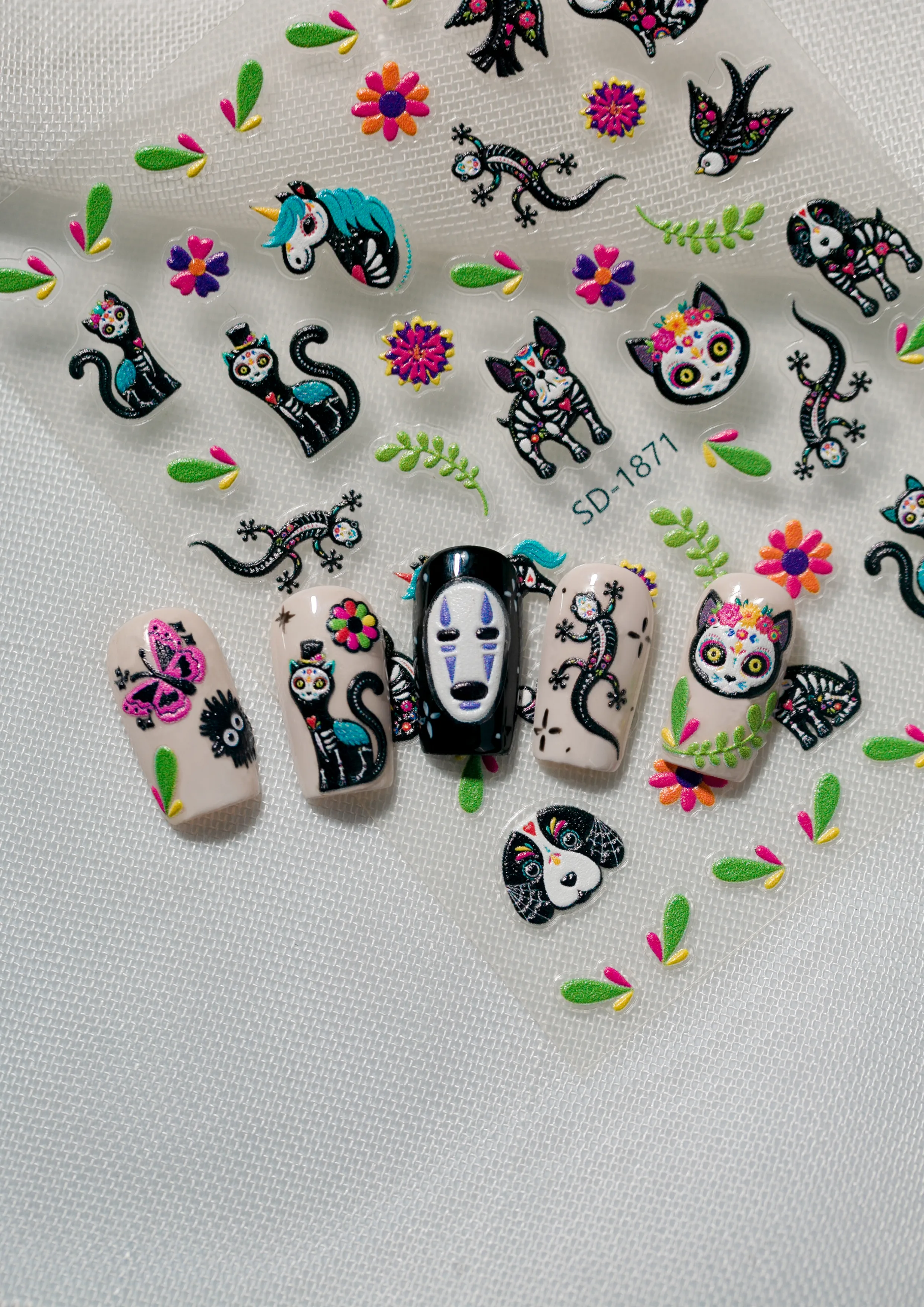 Gothic Vintage Tropical British Style Nail Art Decorations Cat Lizard Flower Elements Suitable For Personal DIY And Salon Use display picture 11