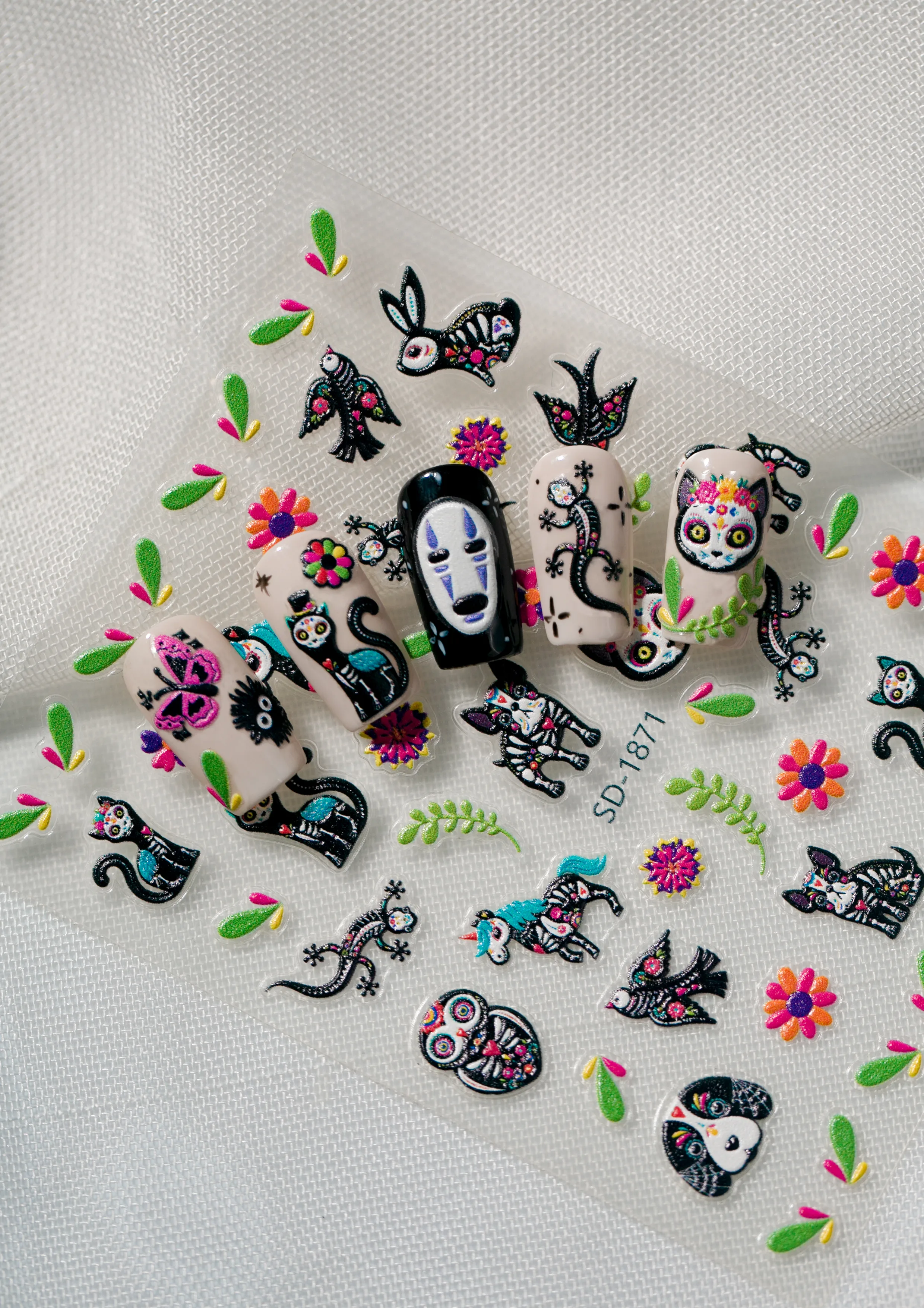 Gothic Vintage Tropical British Style Nail Art Decorations Cat Lizard Flower Elements Suitable For Personal DIY And Salon Use display picture 16