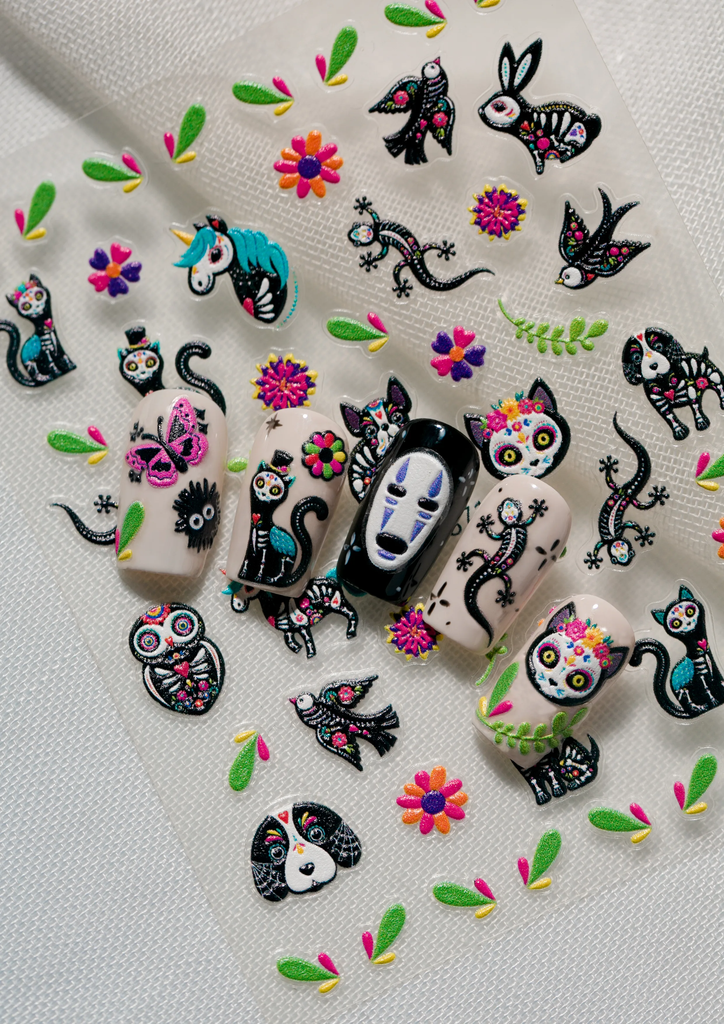 Gothic Vintage Tropical British Style Nail Art Decorations Cat Lizard Flower Elements Suitable For Personal DIY And Salon Use display picture 15