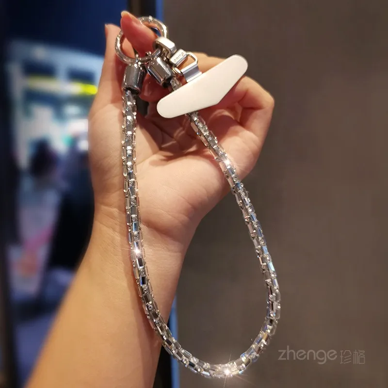 Fashion Shining Diamond Sequin Bracelet Mobile Phone Lanyard Ins Style Metal Round Buckle Clip Strong Durable Wrist Women's Short display picture 22