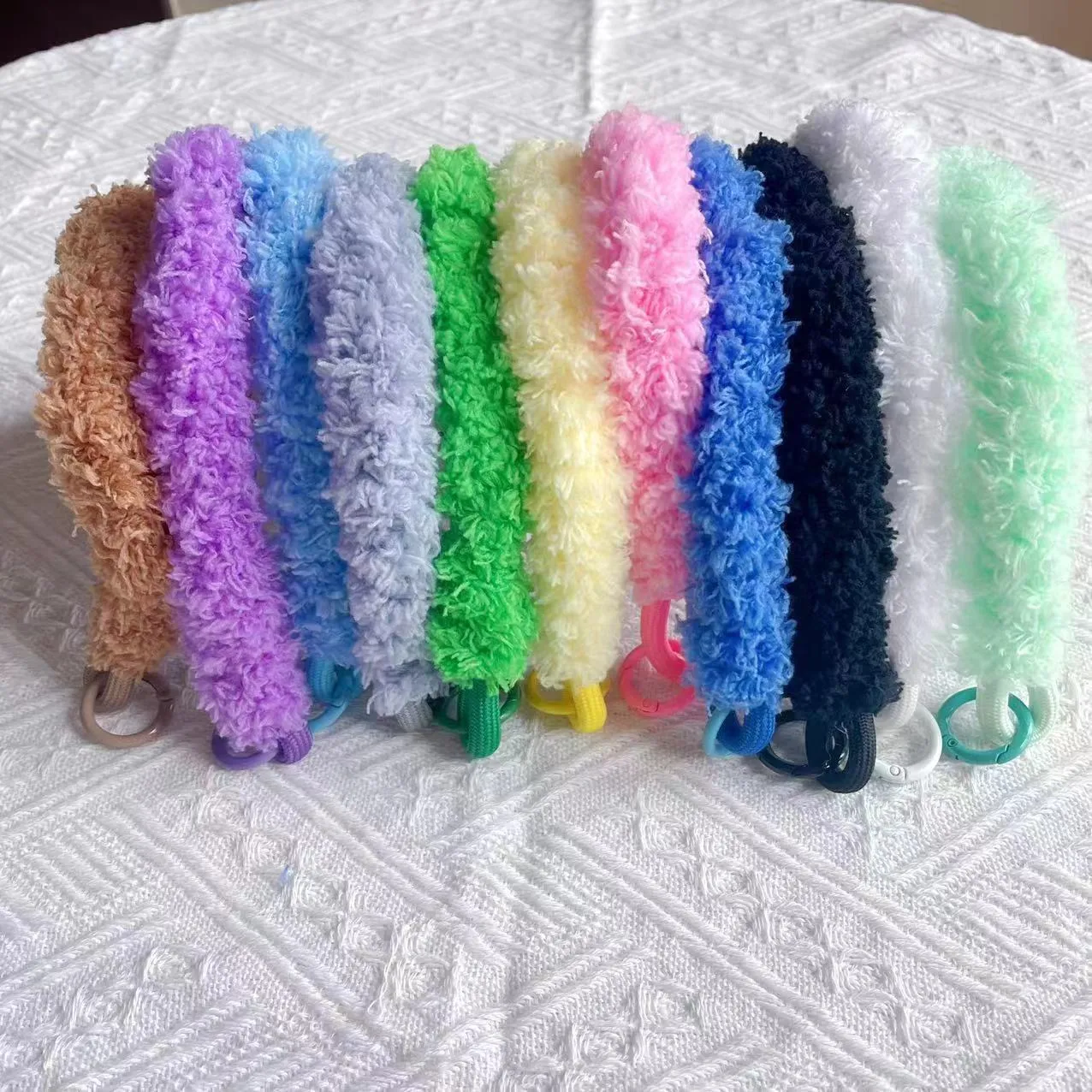 Personalized Autumn And Winter Warm Drop-Resistant Colorful Plush Short Rope Phone Case Short Rope Wrist Pendant Trendy Bags Pendant display picture 2