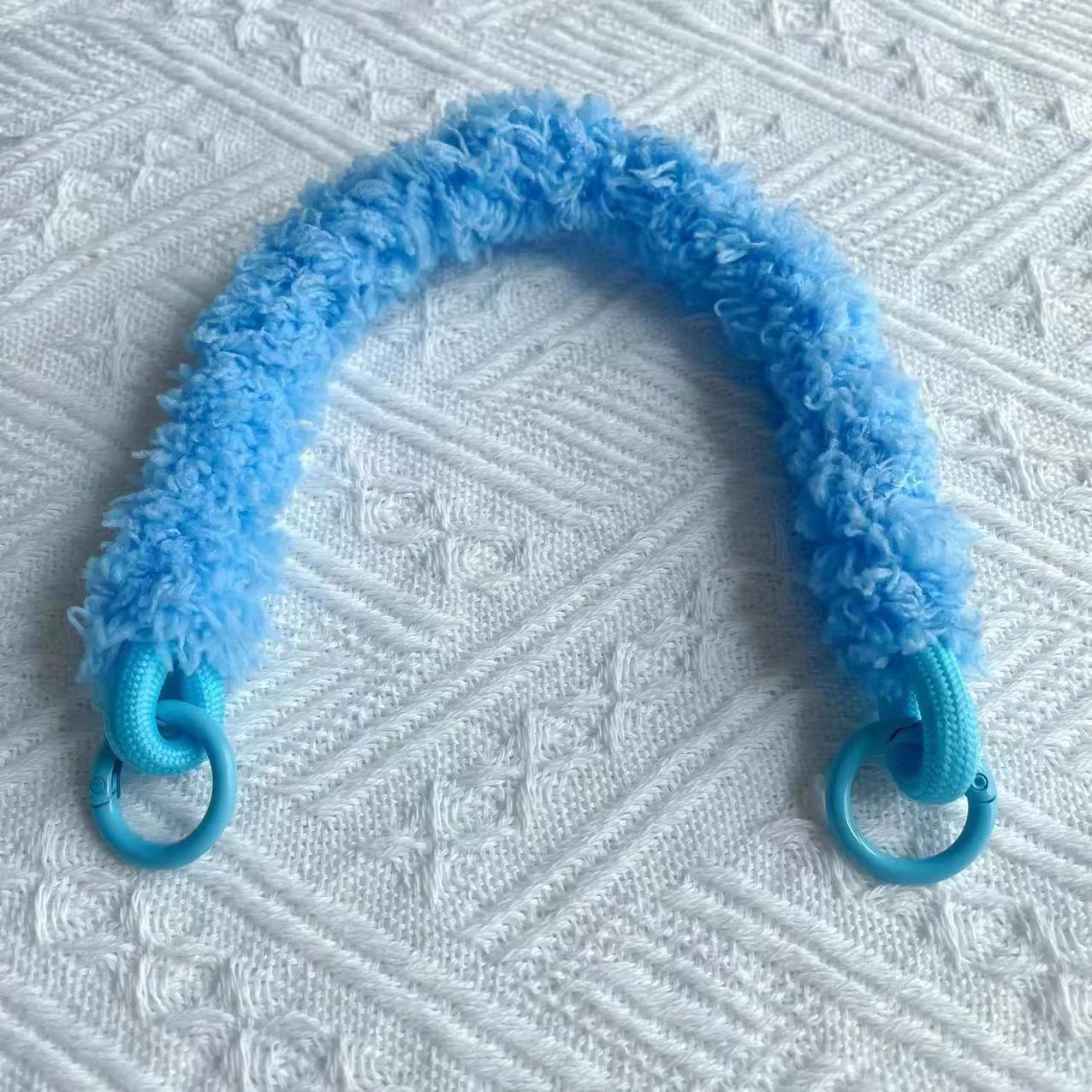 Personalized Autumn And Winter Warm Drop-Resistant Colorful Plush Short Rope Phone Case Short Rope Wrist Pendant Trendy Bags Pendant display picture 13