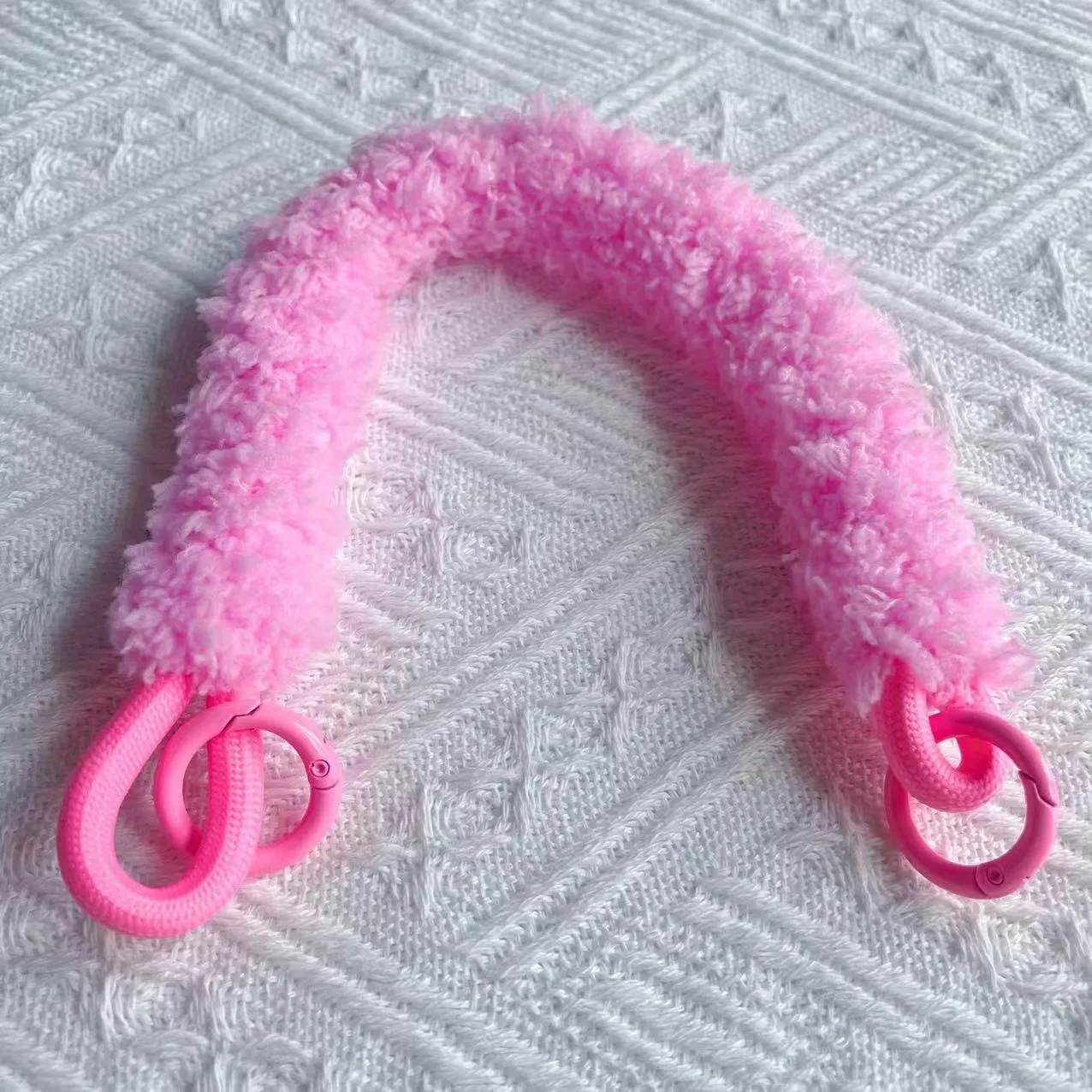 Personalized Autumn And Winter Warm Drop-Resistant Colorful Plush Short Rope Phone Case Short Rope Wrist Pendant Trendy Bags Pendant display picture 15