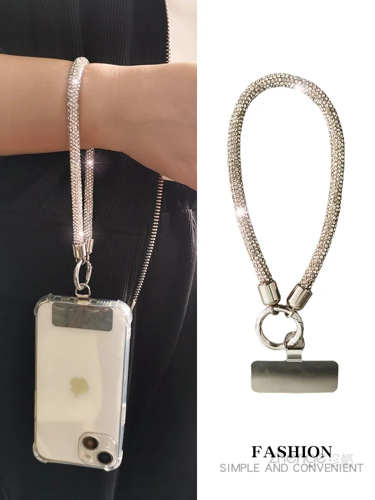 Short Ins Luxury Metal Clip Diamond Sparkling Mobile Phone Lanyard Women's Geometric Pattern Soft Rubber Jewelry Accessories display picture 26