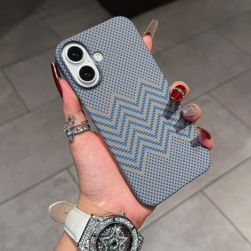 Ultra-Thin Carbon Fiber Texture Magnetic Half Pack Iphone16pro Phone Case Original Simplicity Style Orange Blue Black display picture 13