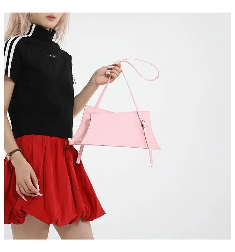 Large Irregular Mini Square Bag Single Shoulder Slung Underarm Bag In Lacquer Leather Fabric Casual Street Style Women Bags display picture 3