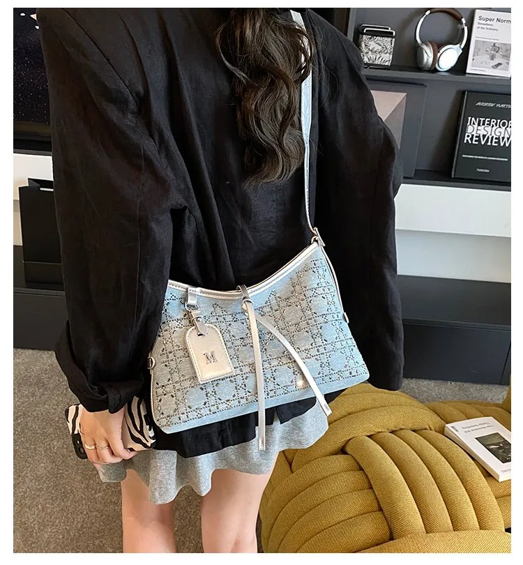 Elegant Fashionable Shoulder Handbag Women Casual Style Artificial Leather Color Block Pattern Four Seasons Handbags Tote Bag display picture 3