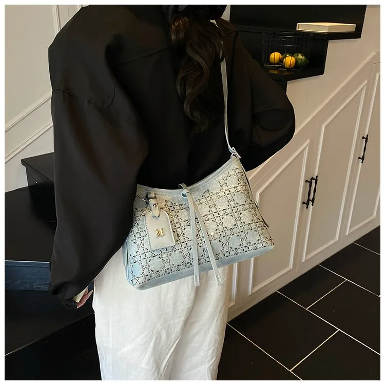 Elegant Fashionable Shoulder Handbag Women Casual Style Artificial Leather Color Block Pattern Four Seasons Handbags Tote Bag display picture 7