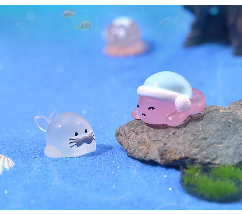Cartoon Miniature Marine Animal Glass Container Decoration Small Aquarium Landscaping Decoration Small Seal Crab Octopus Statue display picture 2