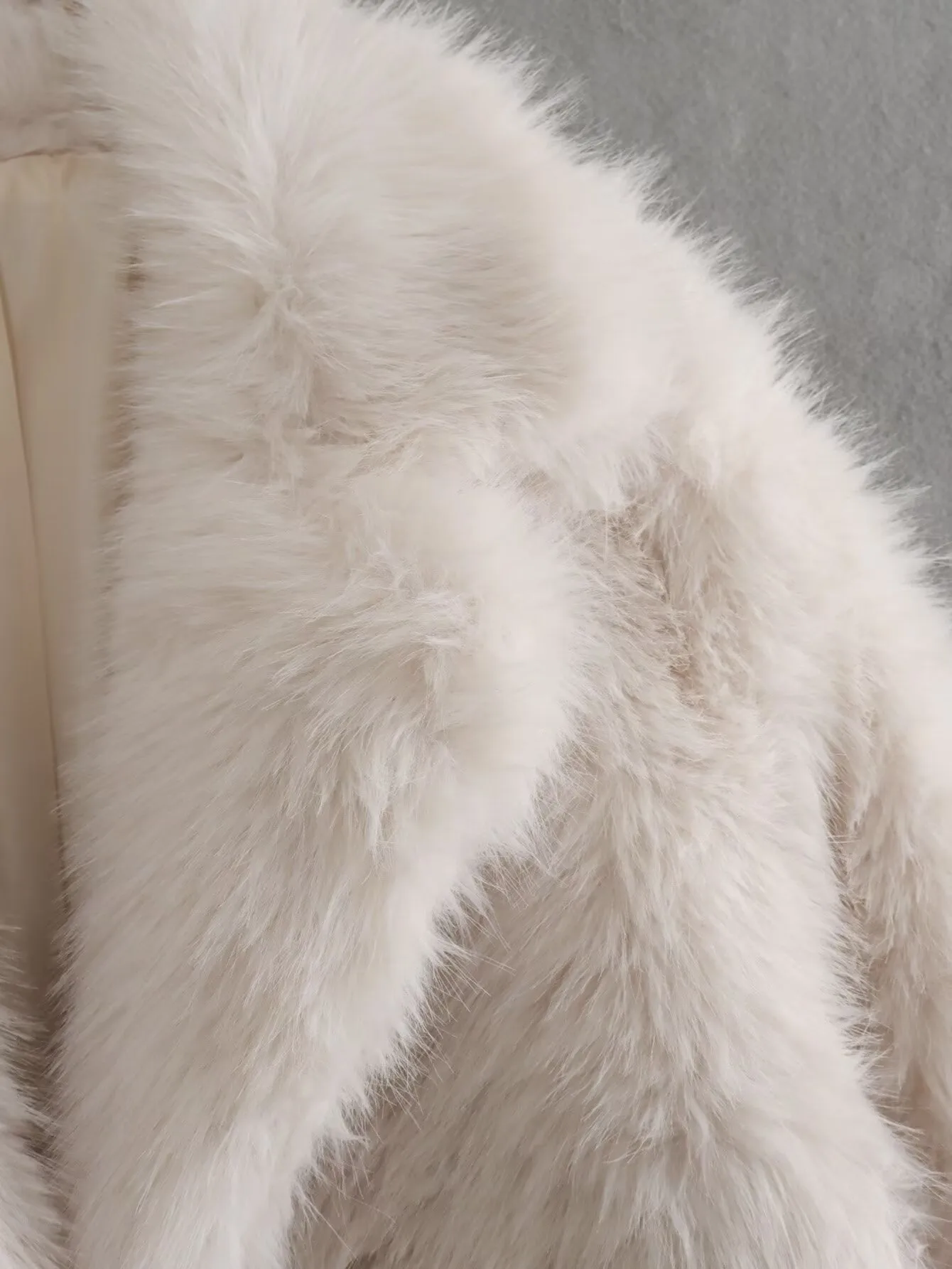 Casual Fashionable Artificial Fur Effect Women's Coat Elegant Zipper Closure Polyester Short Outerwear For Ladies display picture 6