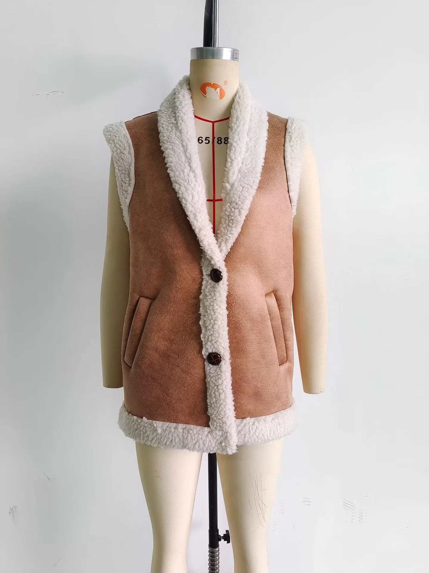Fashionable Suede Vest For Women European Style All-Match Retro Design Pure Color Zipper Closure Polyester Fabric Regular Fit display picture 8