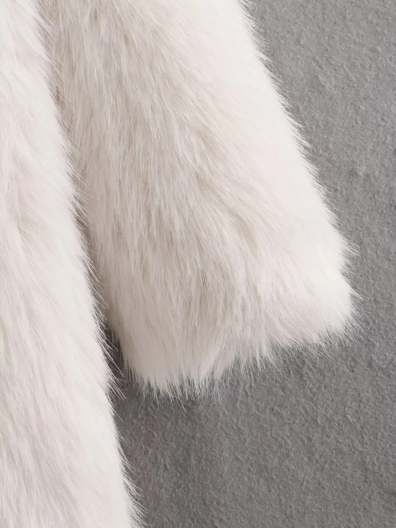 Casual Fashionable Artificial Fur Effect Women's Coat Elegant Zipper Closure Polyester Short Outerwear For Ladies display picture 10