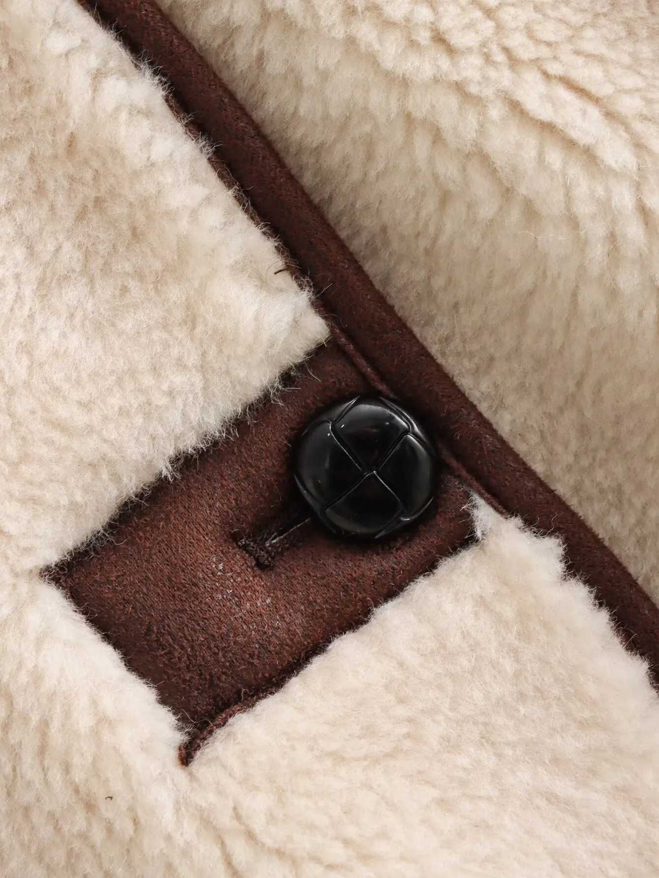 Fashionable Casual Short Plush Lined Leather And Fur Jacket Women's Elegant Long Sleeve Stand Collar Outerwear Single Button display picture 12