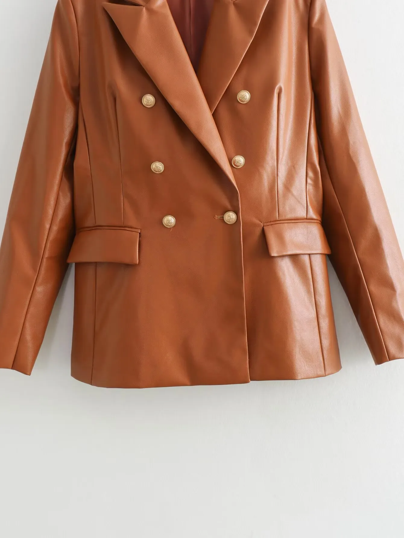 Elegant PU Leather Suit Jacket Women's Fashion Outerwear European Style Long Sleeve Short Coat Pure Color Double Breasted display picture 7