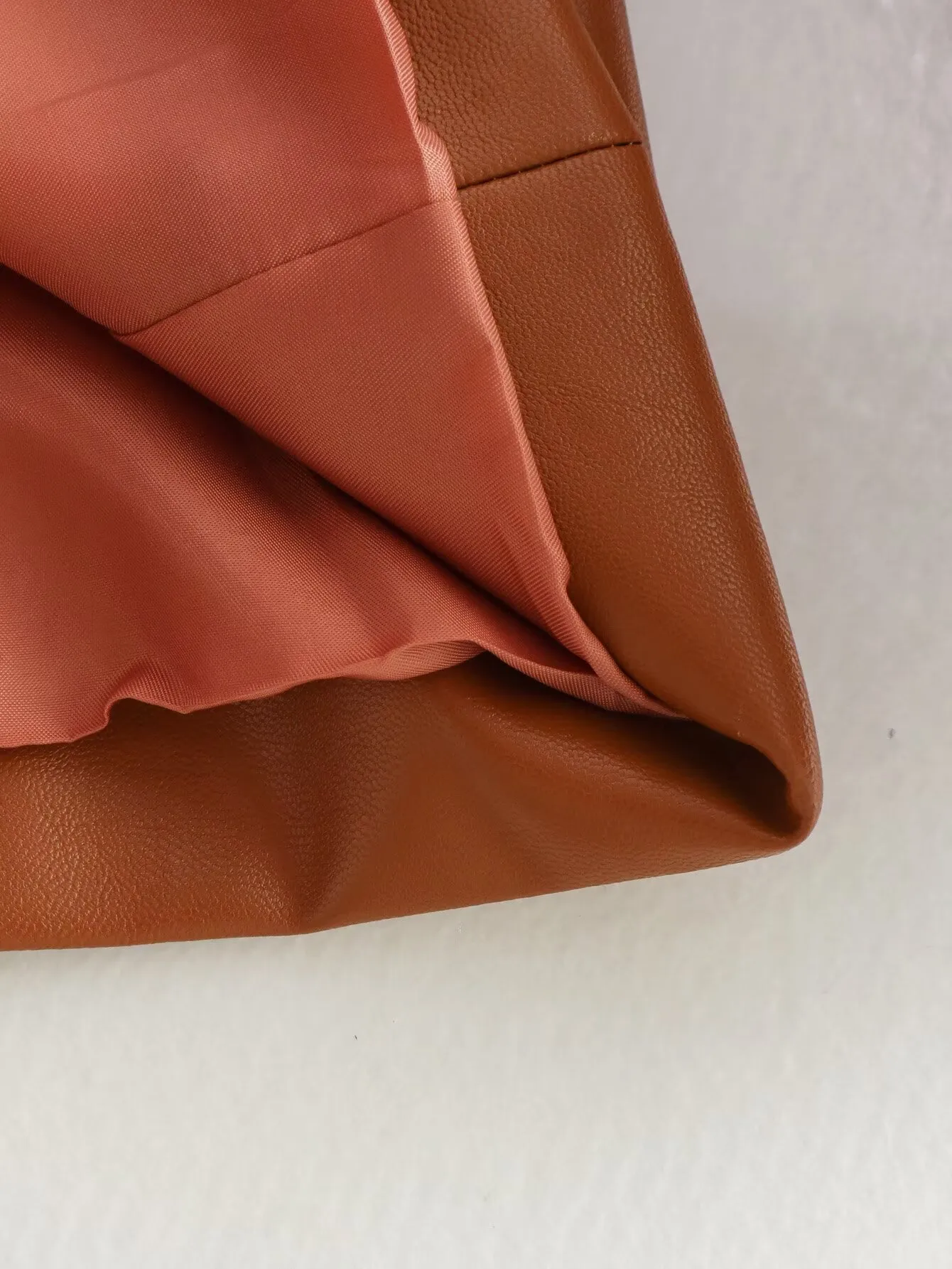 Elegant PU Leather Suit Jacket Women's Fashion Outerwear European Style Long Sleeve Short Coat Pure Color Double Breasted display picture 10
