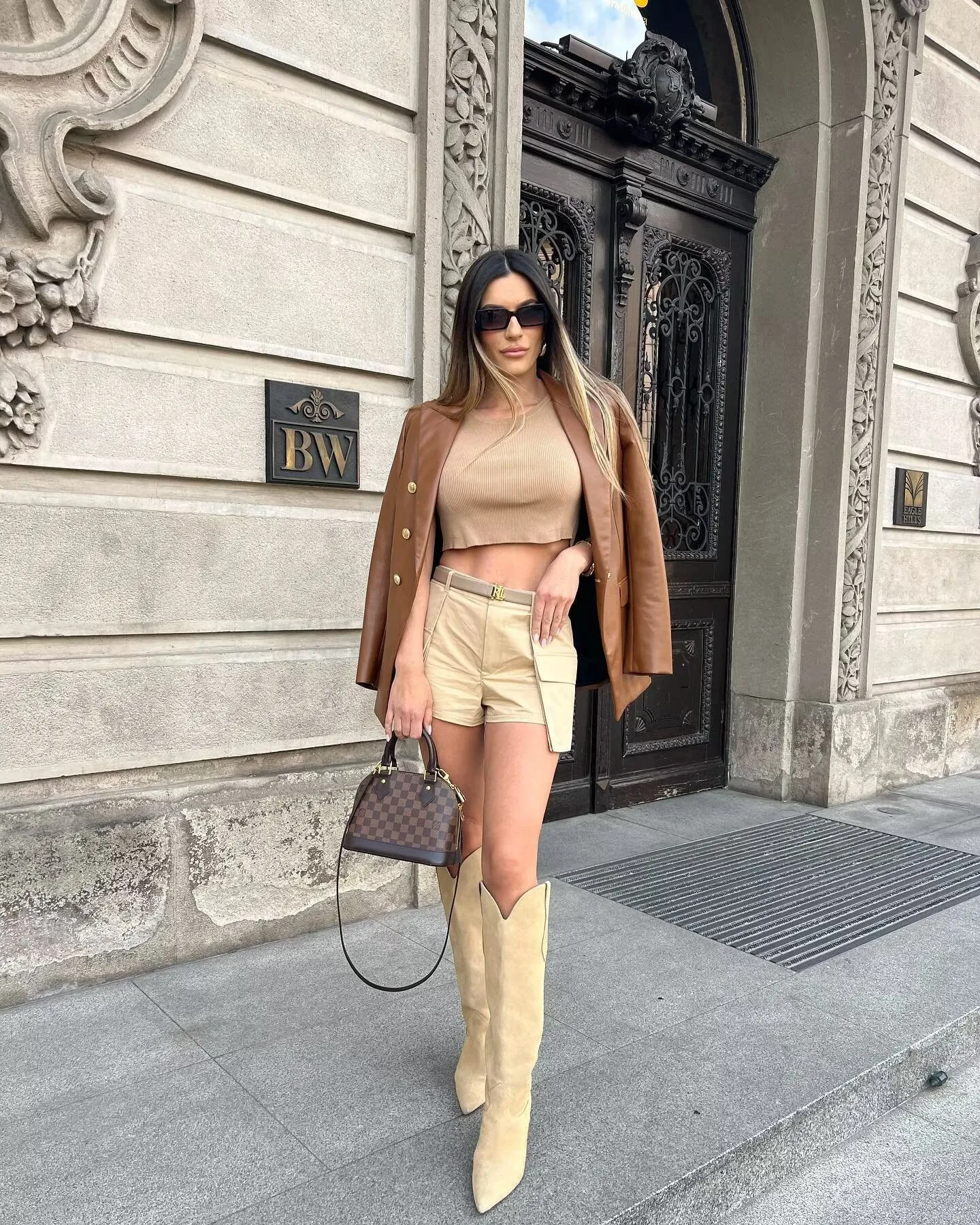 Elegant PU Leather Suit Jacket Women's Fashion Outerwear European Style Long Sleeve Short Coat Pure Color Double Breasted display picture 20